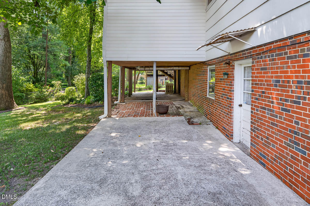 2126 Woodview Drive Property Photo 41