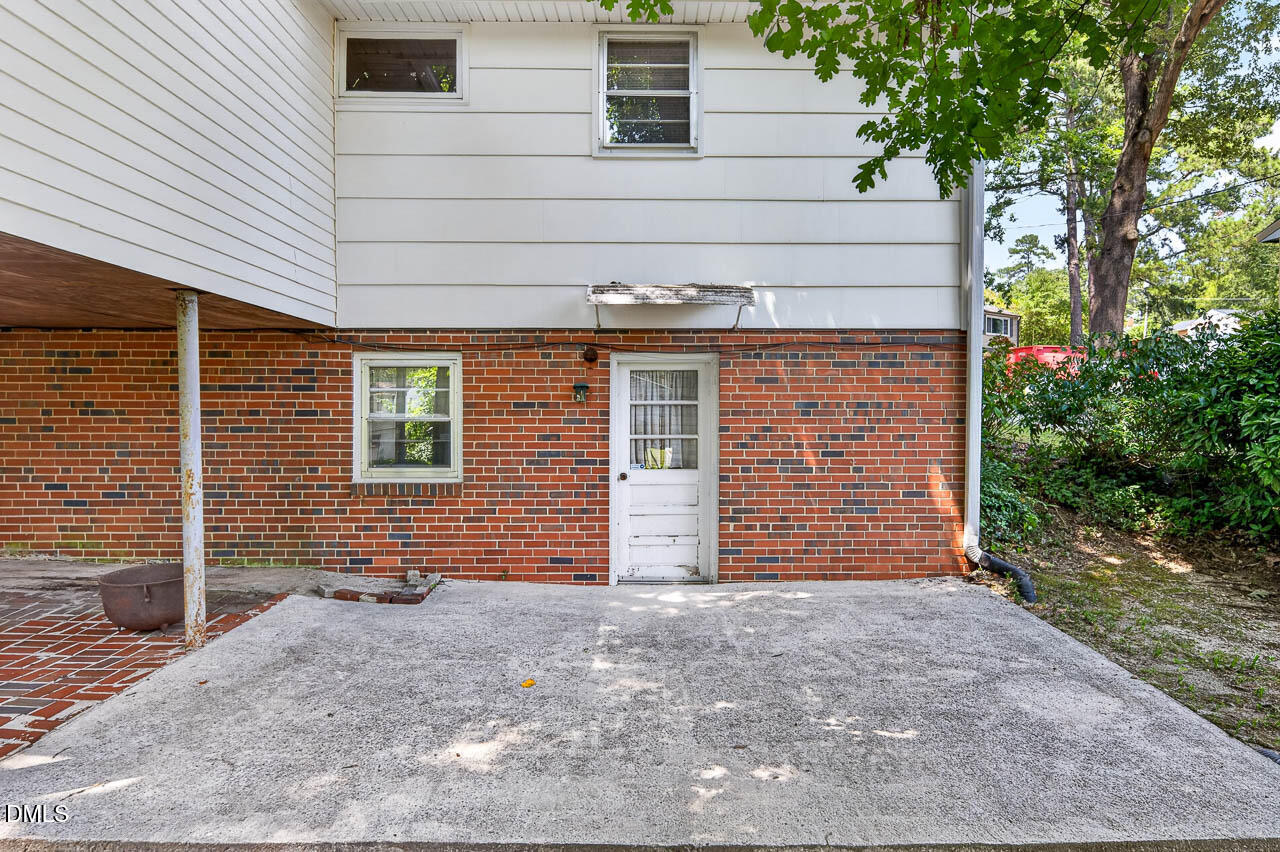 2126 Woodview Drive Property Photo 42