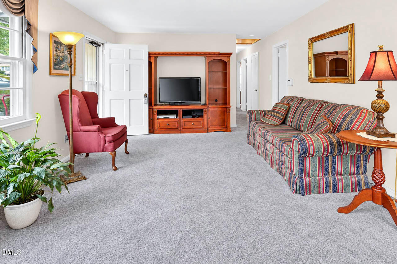2126 Woodview Drive Property Photo 45
