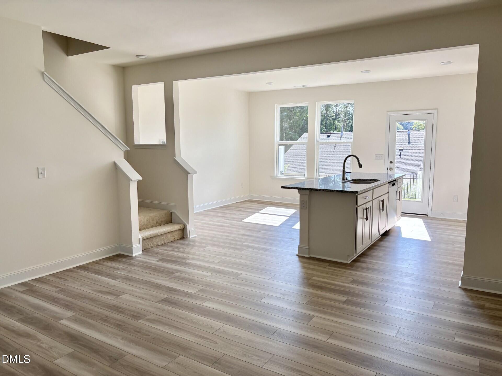 206 Carnaby Lane 134 Property Photo 6
