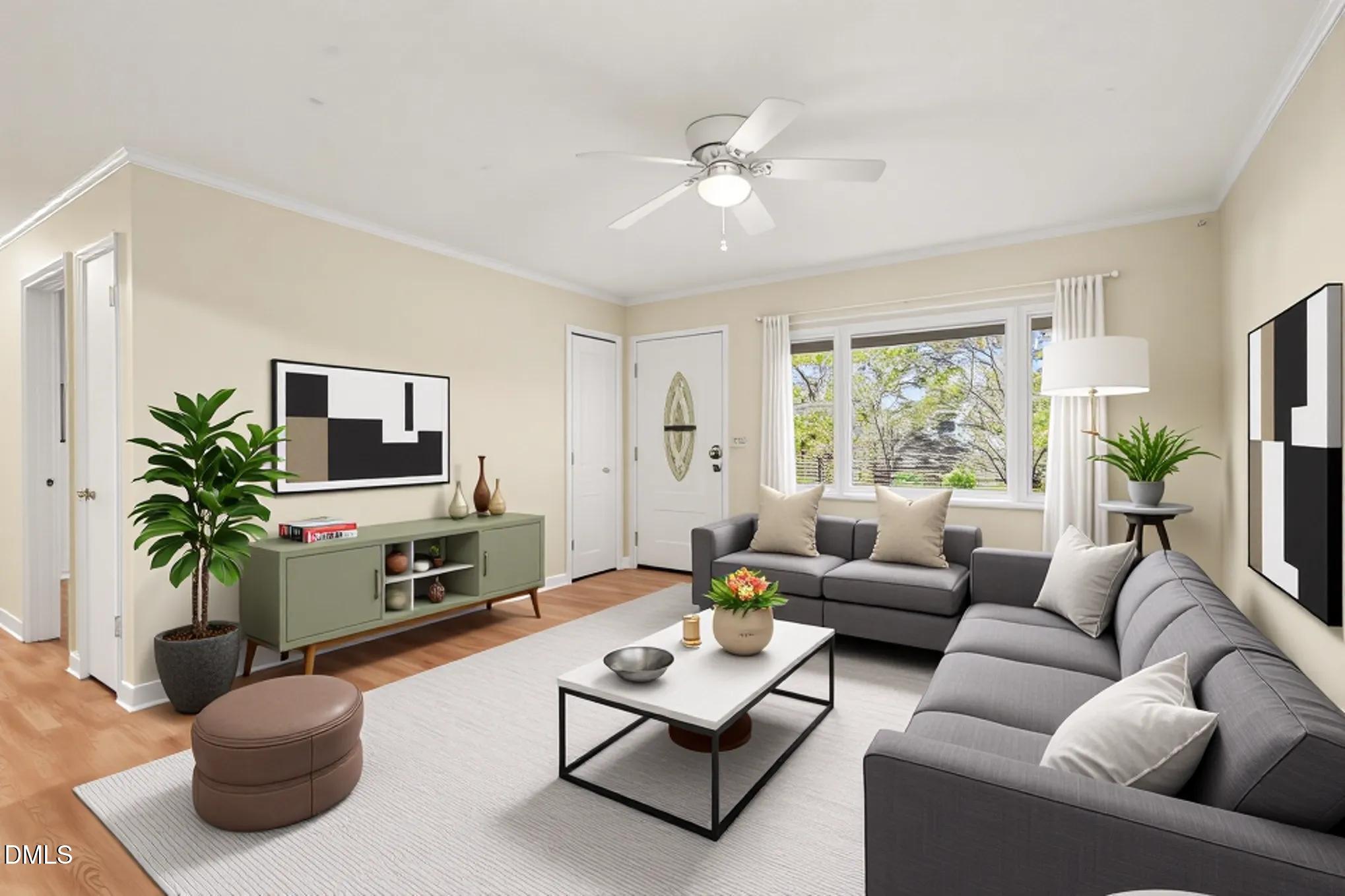 1012 Lisa Circle Property Photo 2