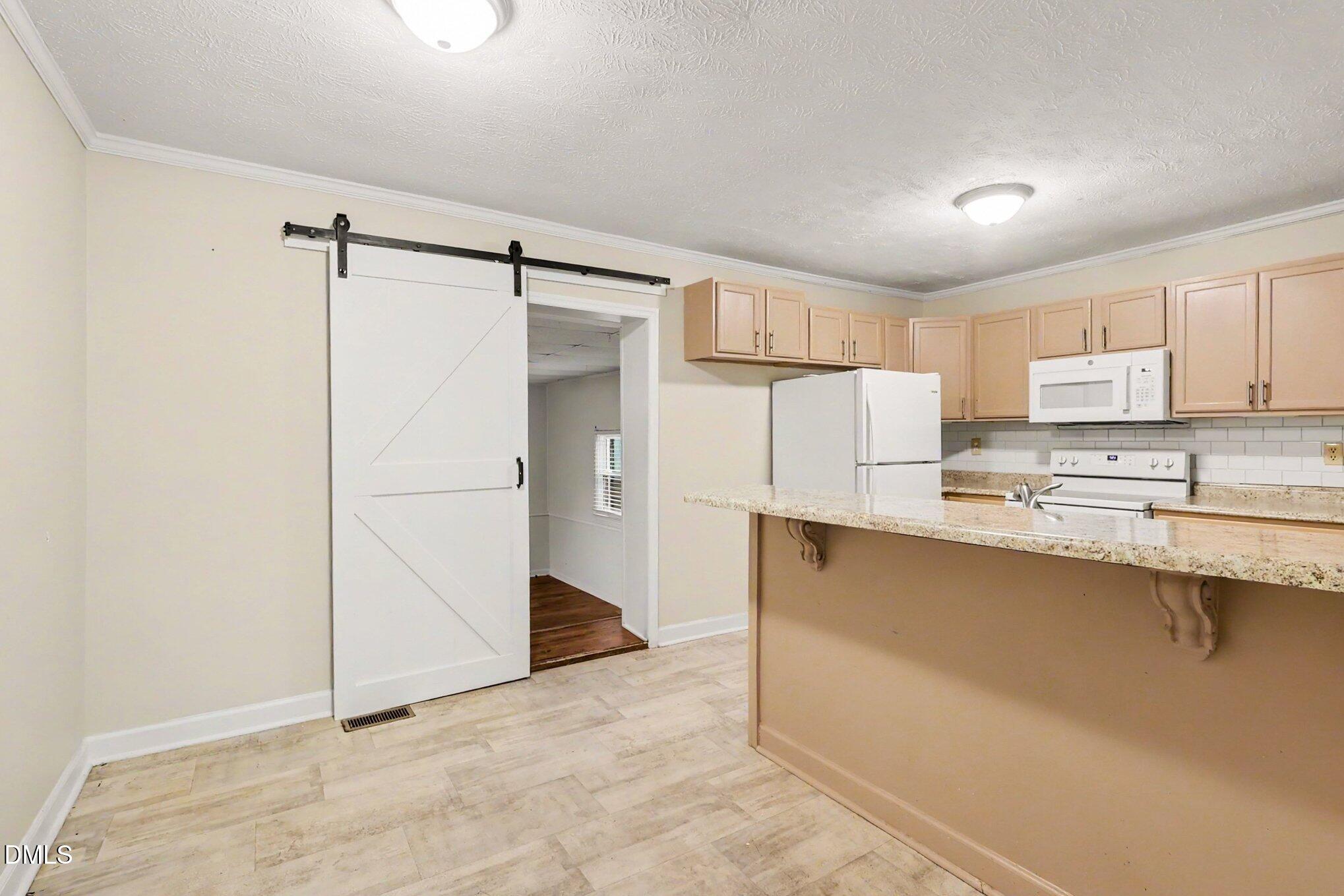 1012 Lisa Circle Property Photo 11