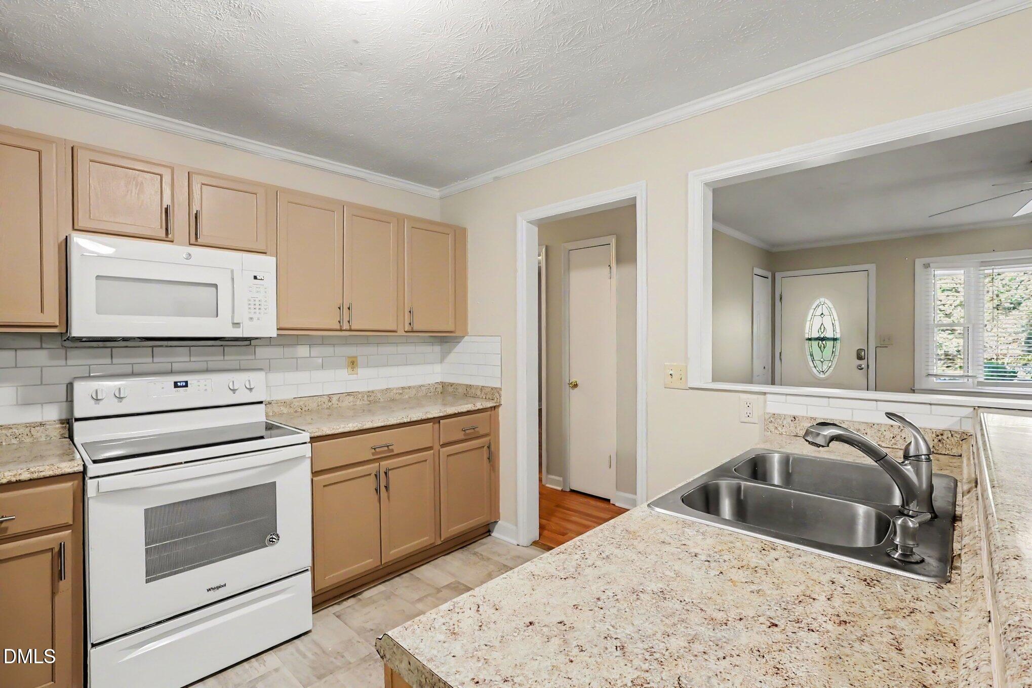 1012 Lisa Circle Property Photo 12
