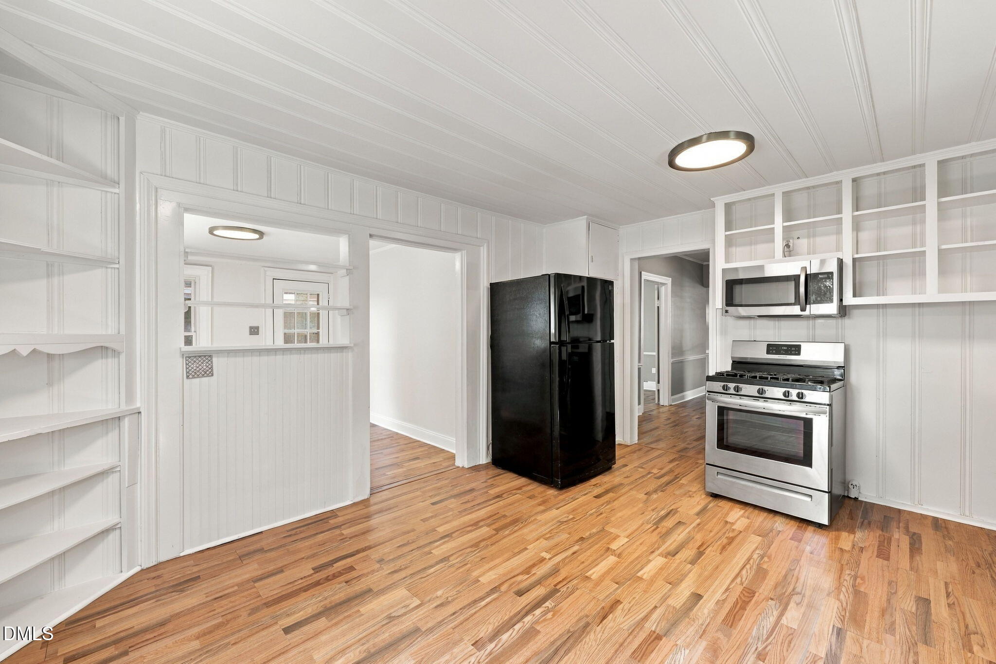 113 W Sycamore Street Property Photo 33
