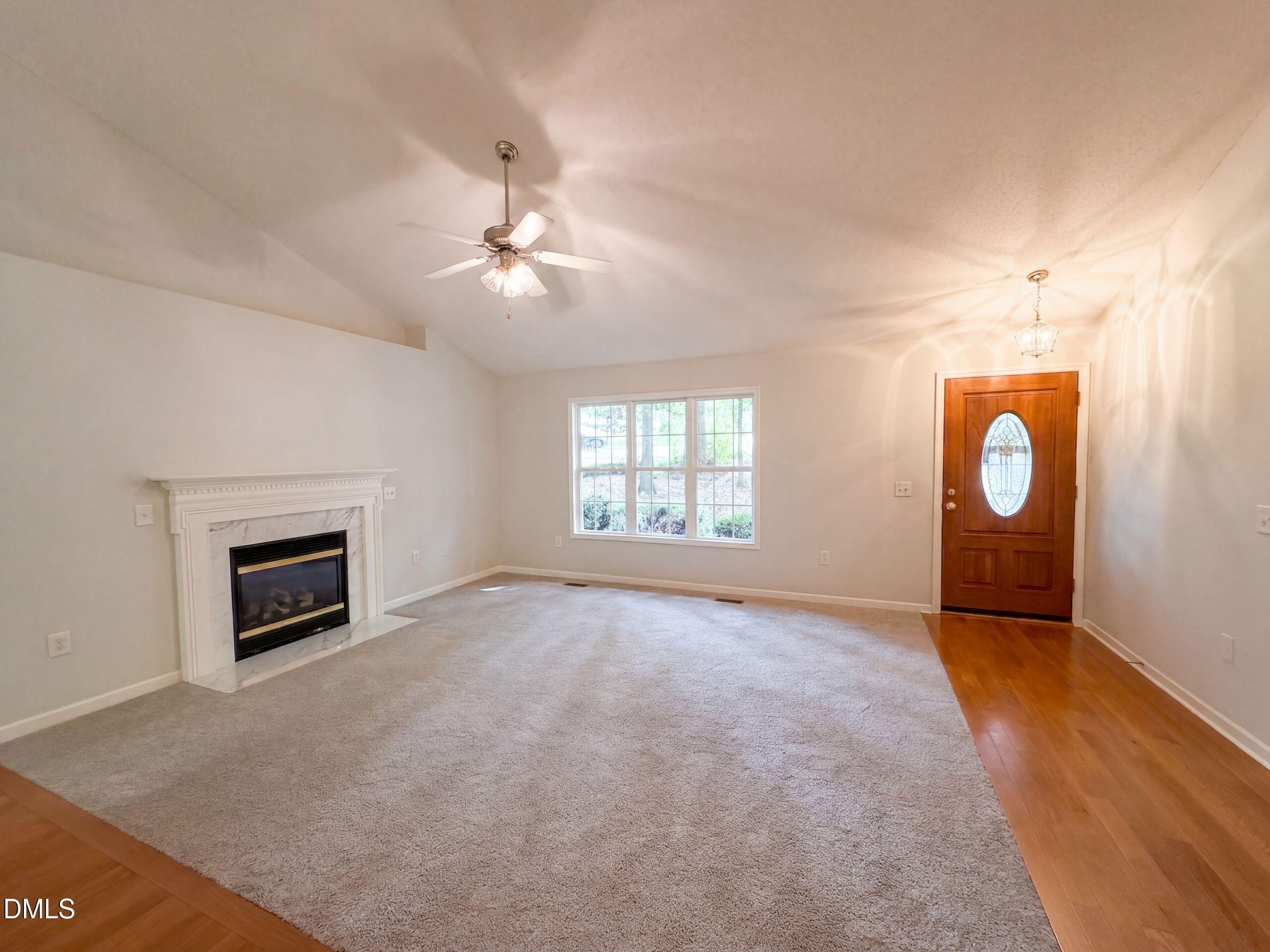 6073 Jones Circle Property Photo 2