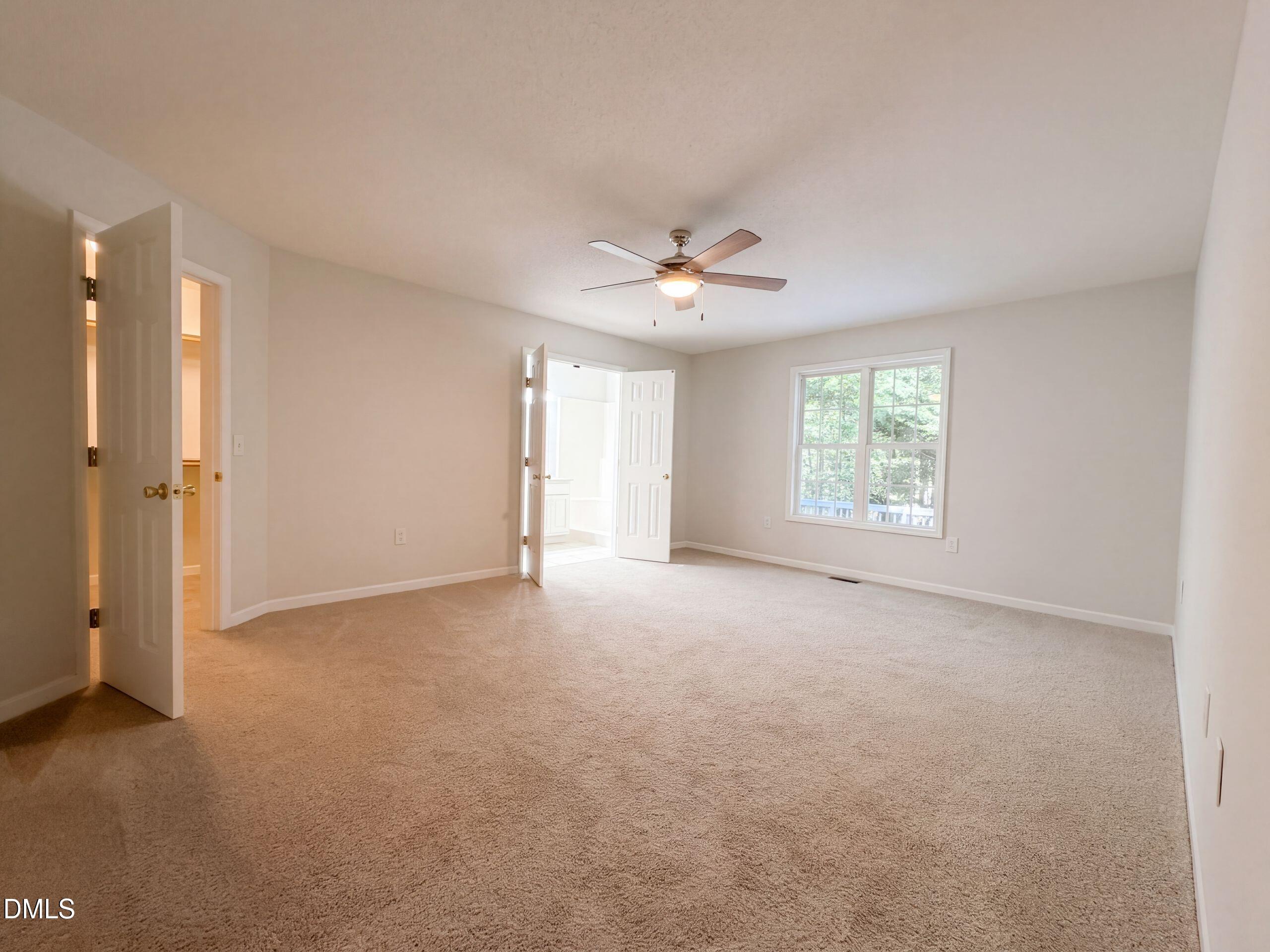 6073 Jones Circle Property Photo 4