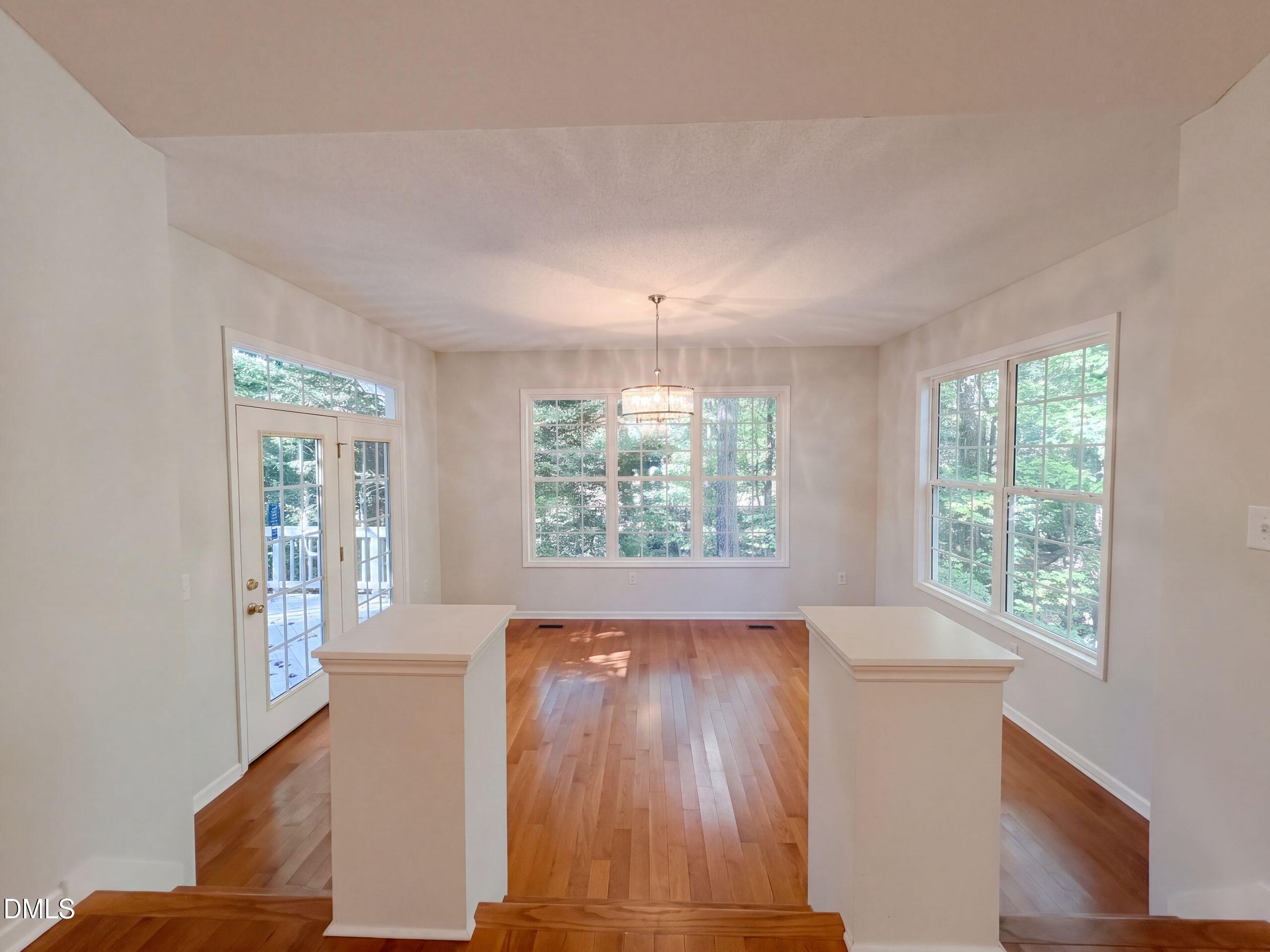 6073 Jones Circle Property Photo 7