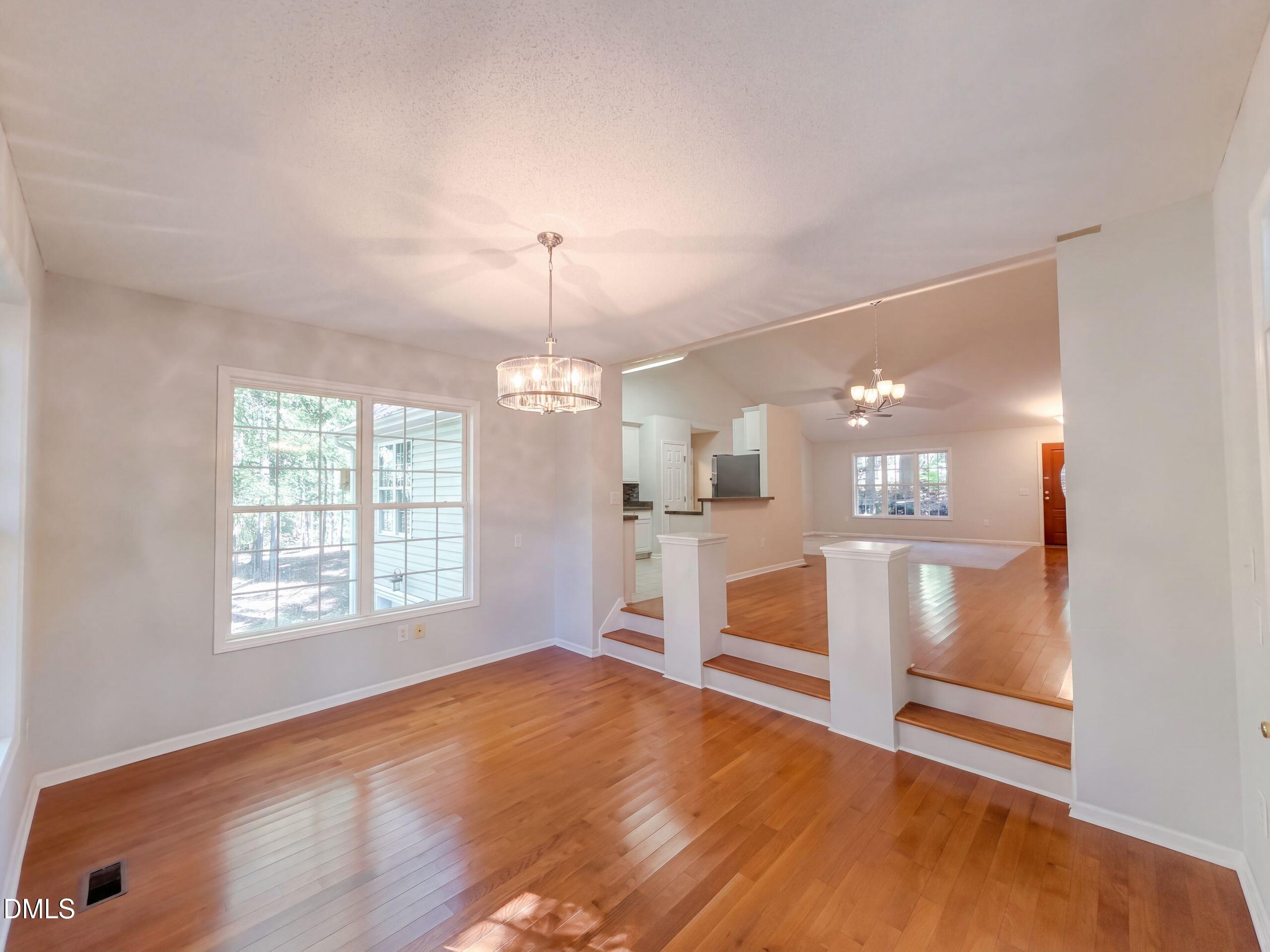 6073 Jones Circle Property Photo 8