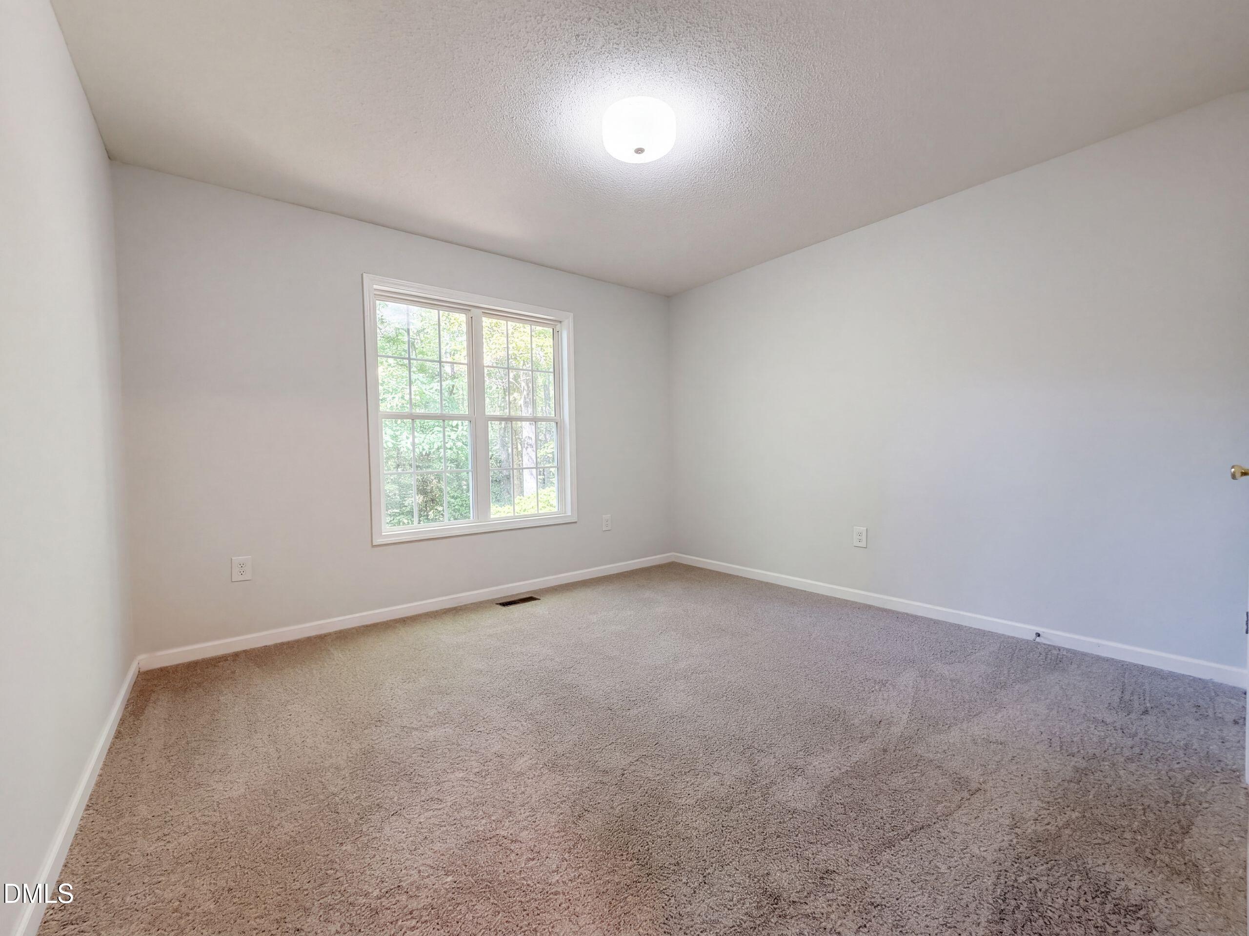 6073 Jones Circle Property Photo 10