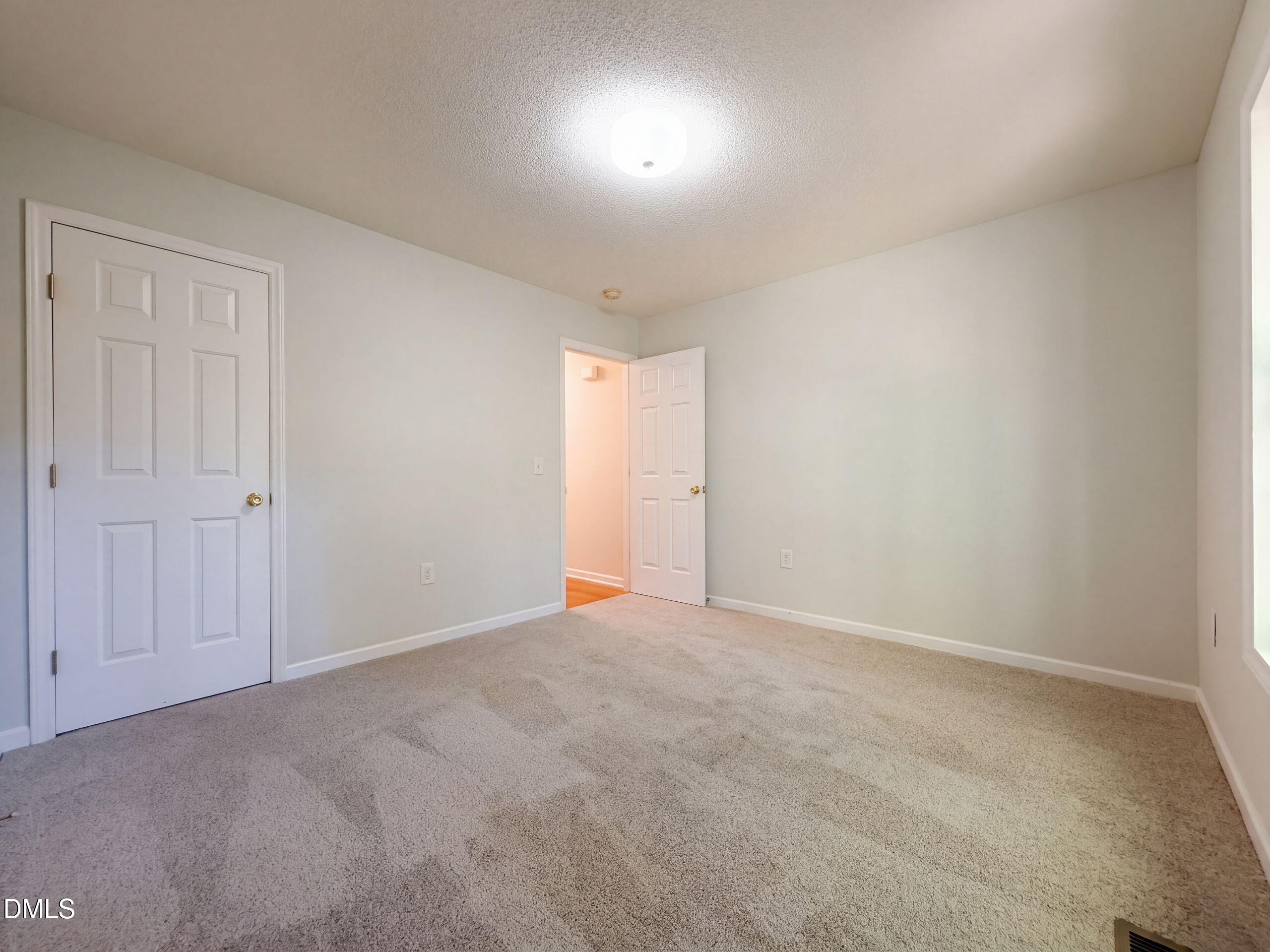 6073 Jones Circle Property Photo 11