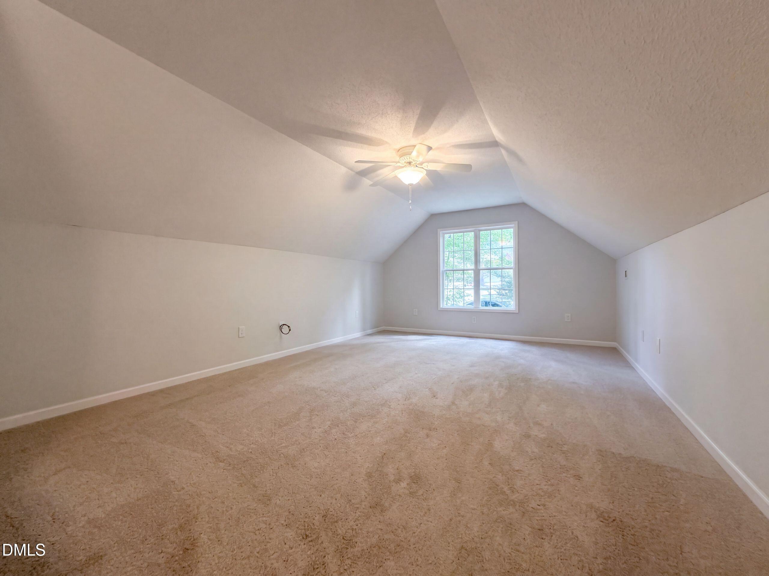 6073 Jones Circle Property Photo 12