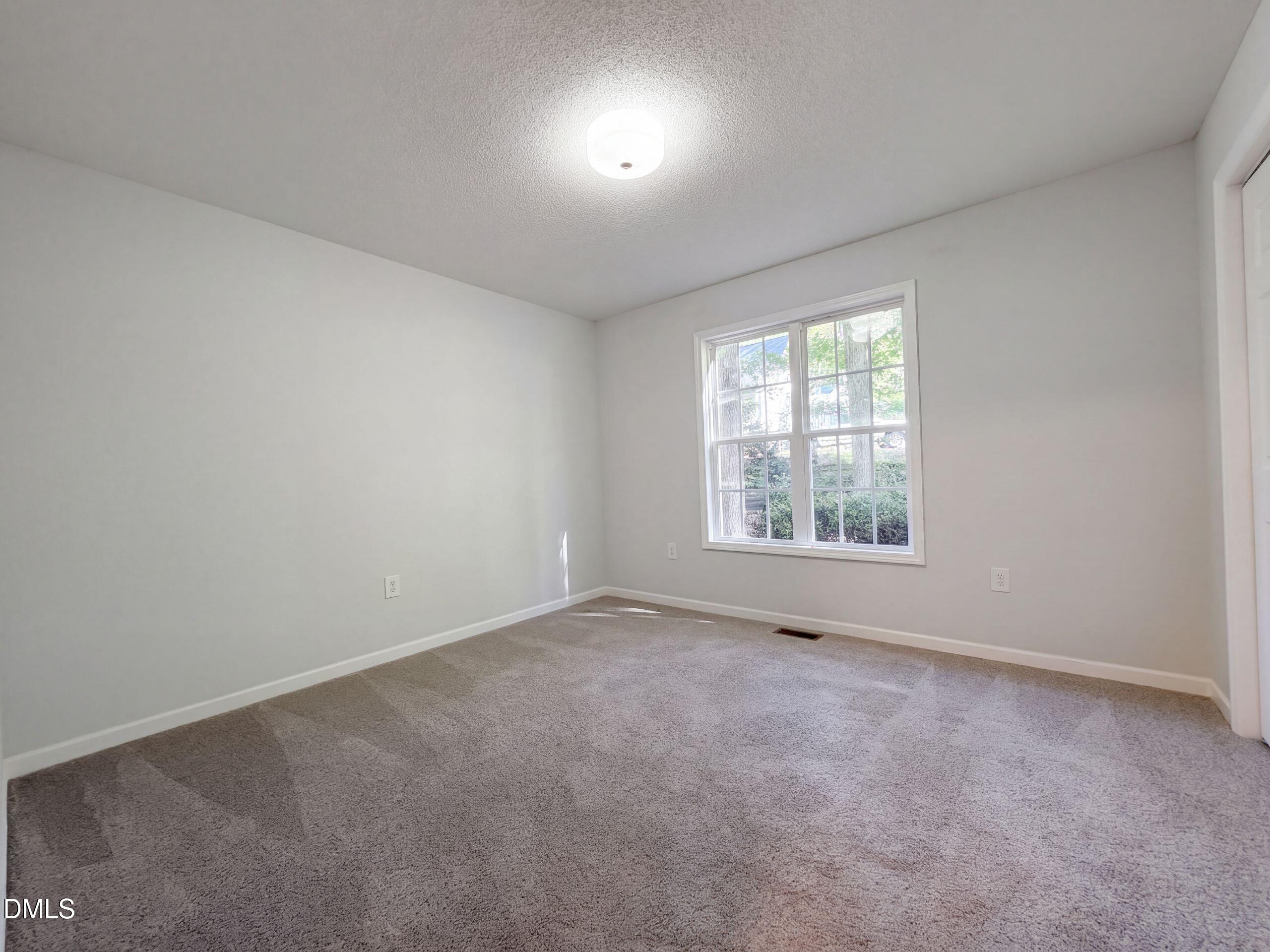 6073 Jones Circle Property Photo 13
