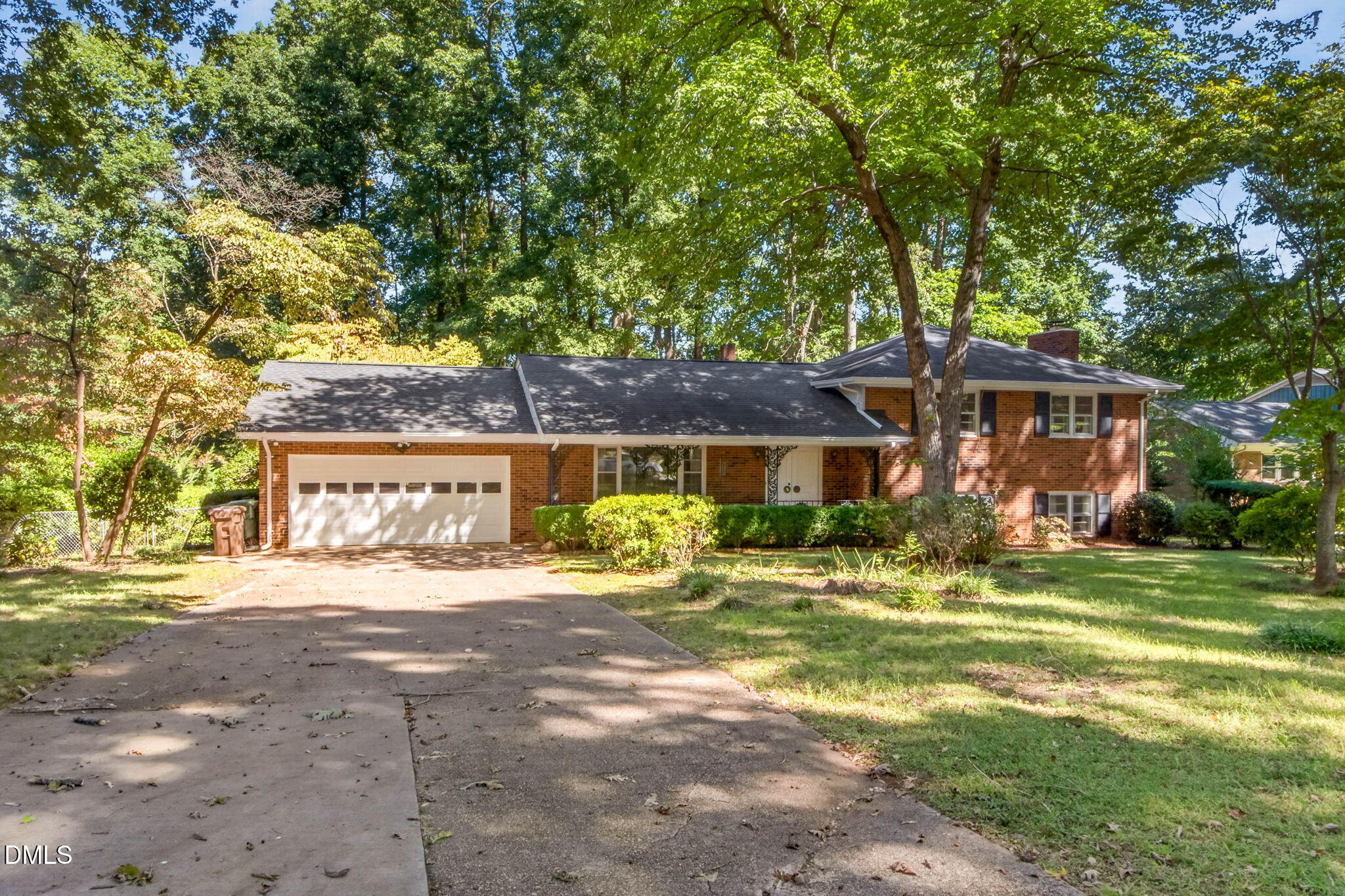 1107 Warren Avenue Property Photo 3