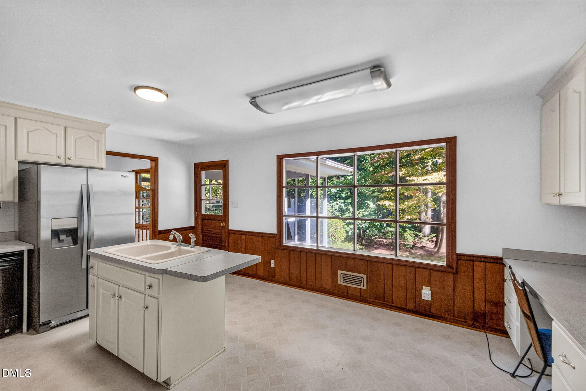 1107 Warren Avenue Property Photo 13