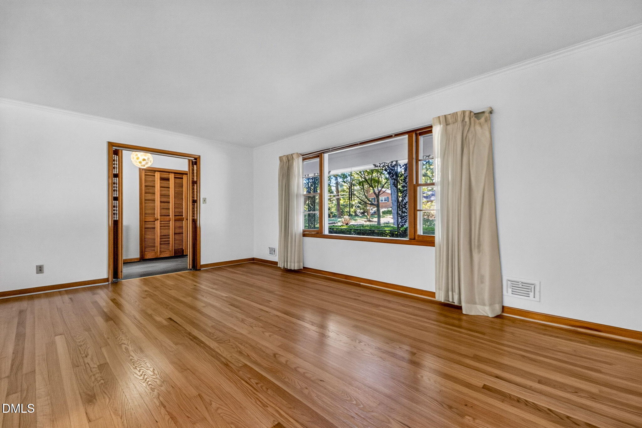 1107 Warren Avenue Property Photo 19