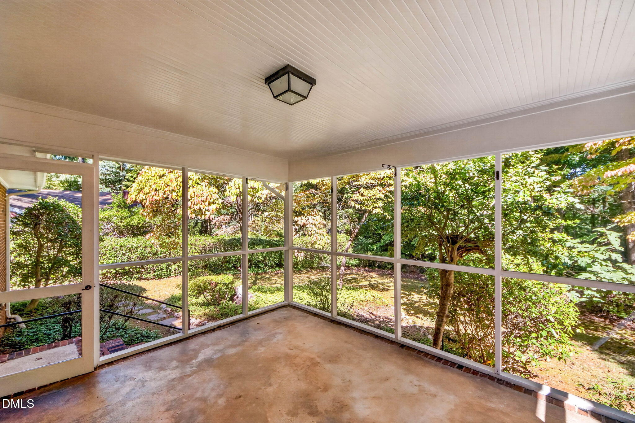 1107 Warren Avenue Property Photo 39
