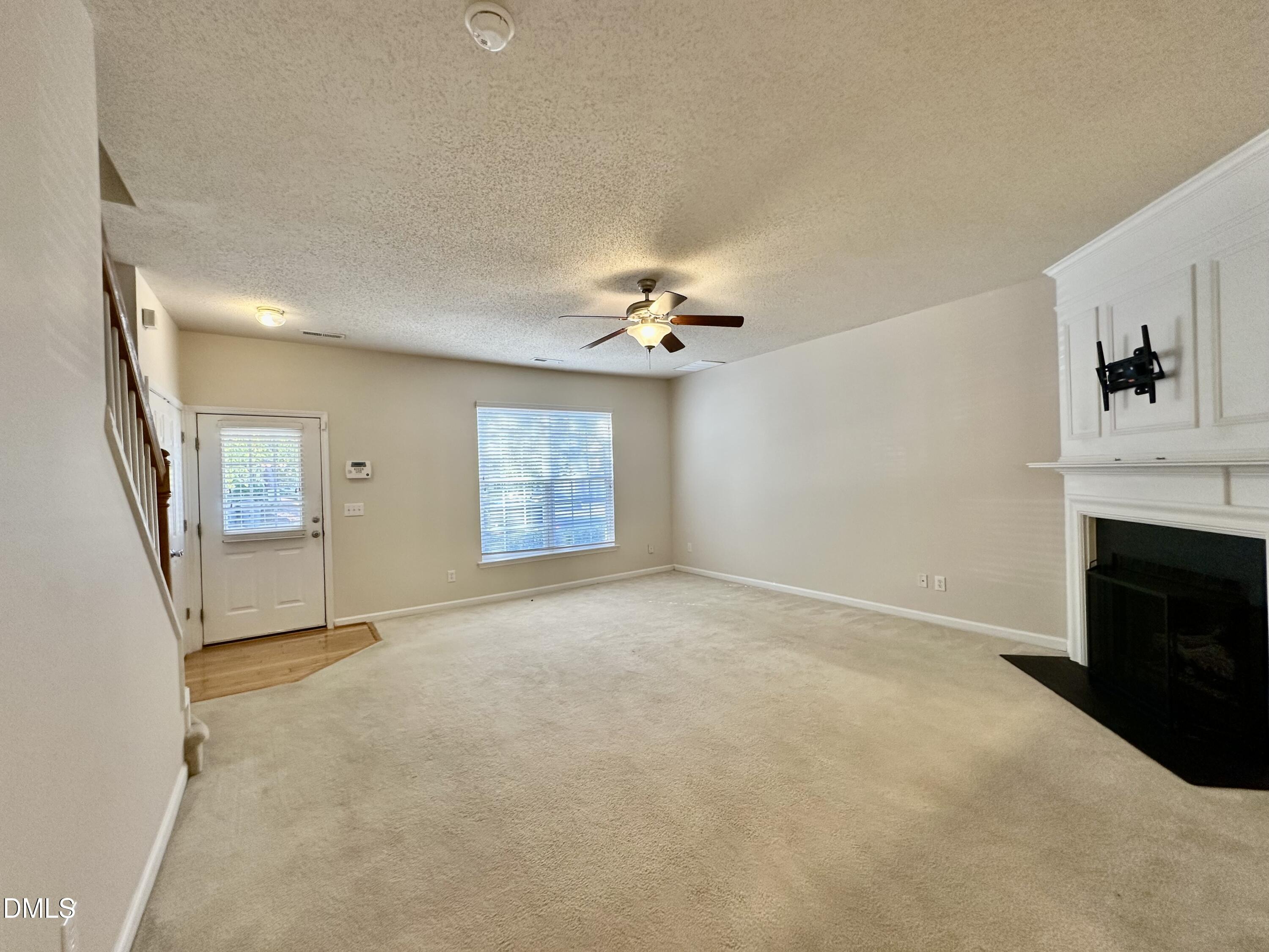 508 Canyon Lake Circle Property Photo 3