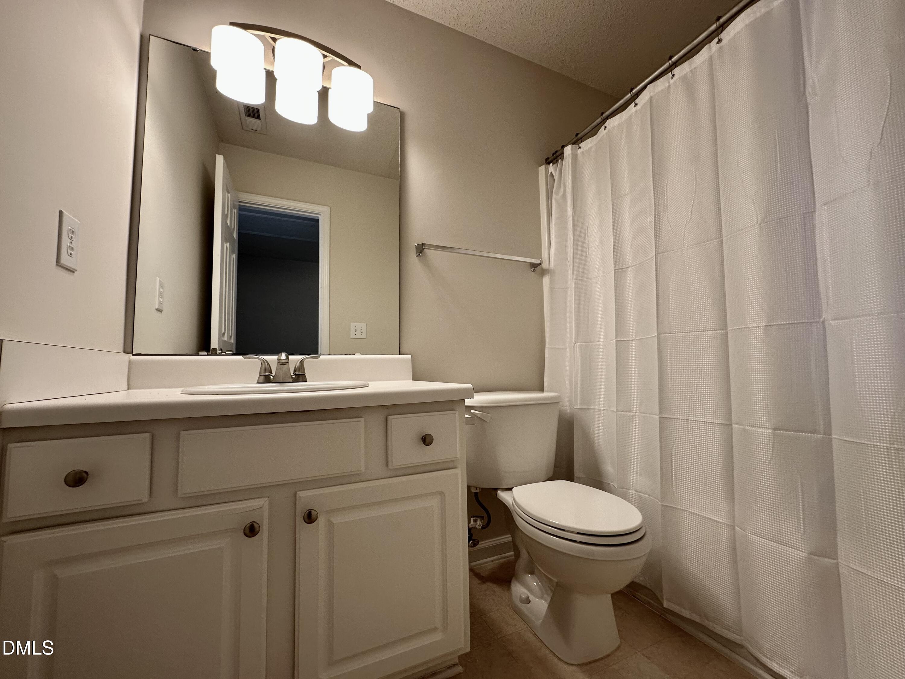 508 Canyon Lake Circle Property Photo 17