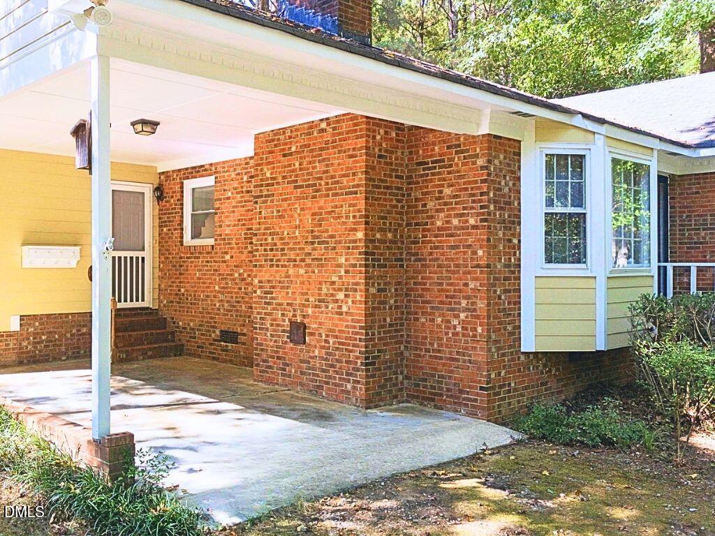 3804 Banstead Court Property Photo 2