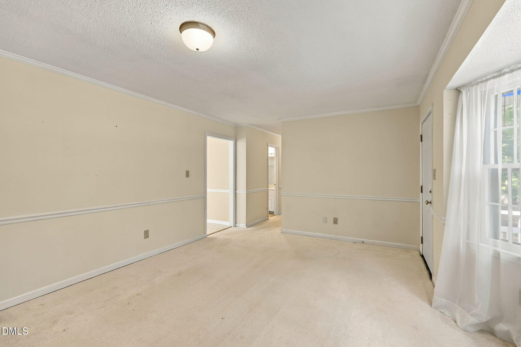 3804 Banstead Court Property Photo 9