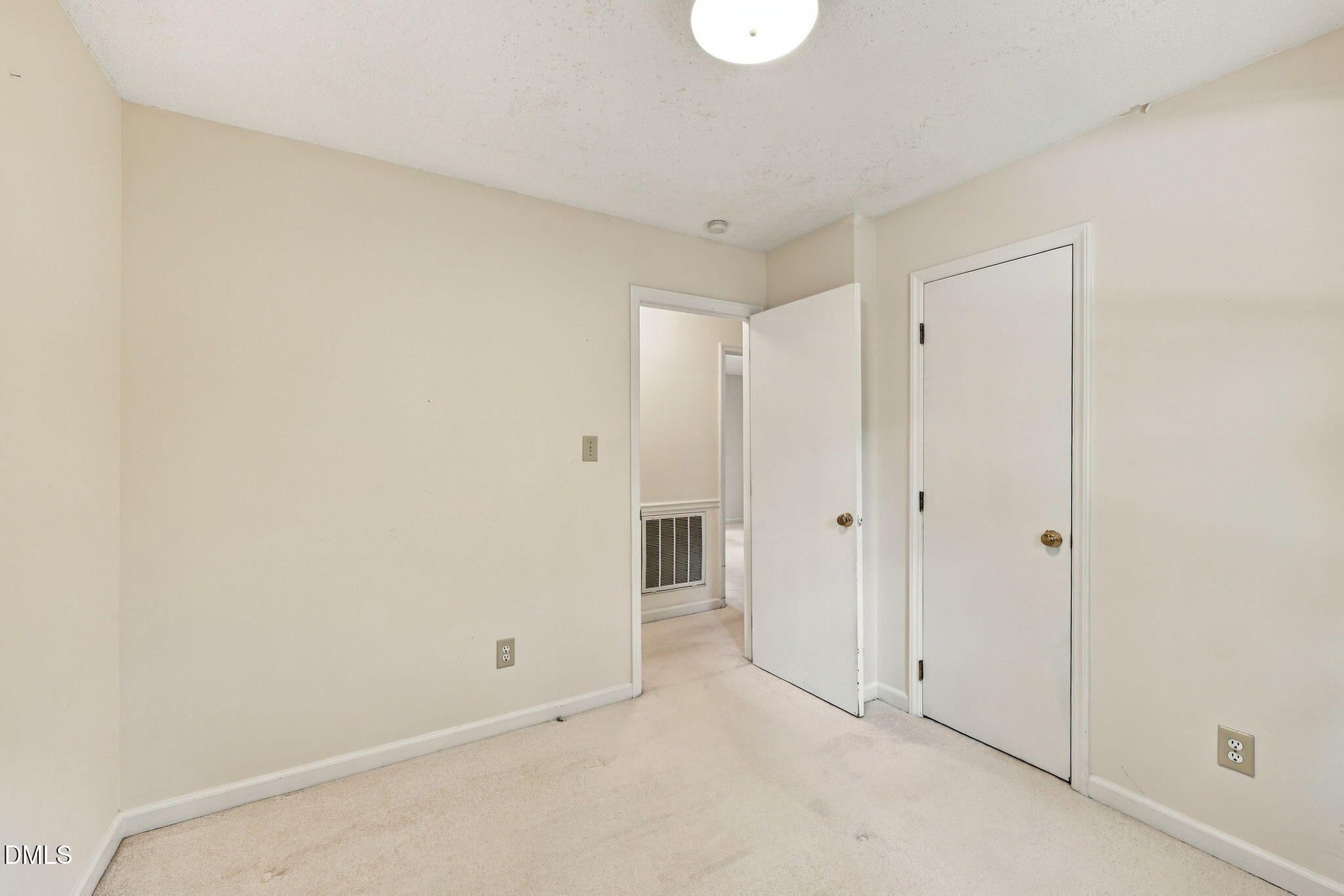 3804 Banstead Court Property Photo 22