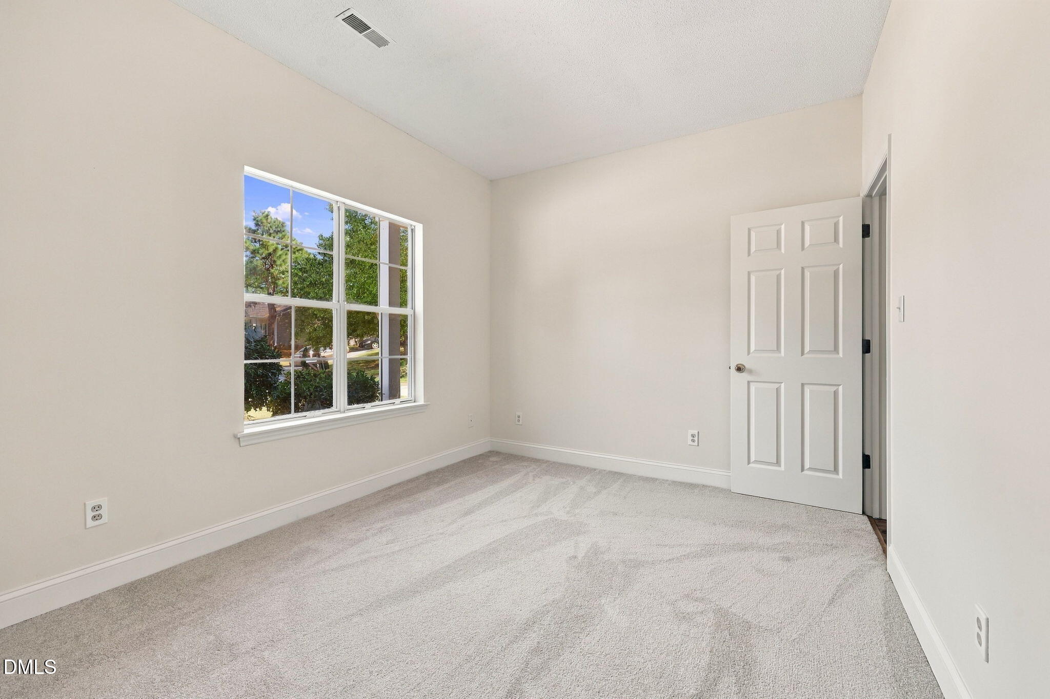 9 Melody Circle Property Photo 1