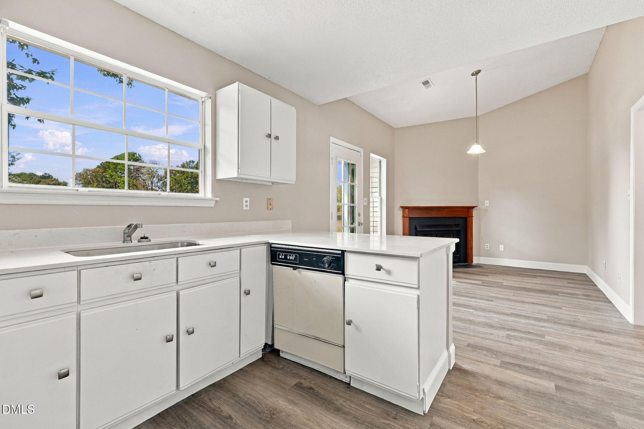 9 Melody Circle Property Photo 5