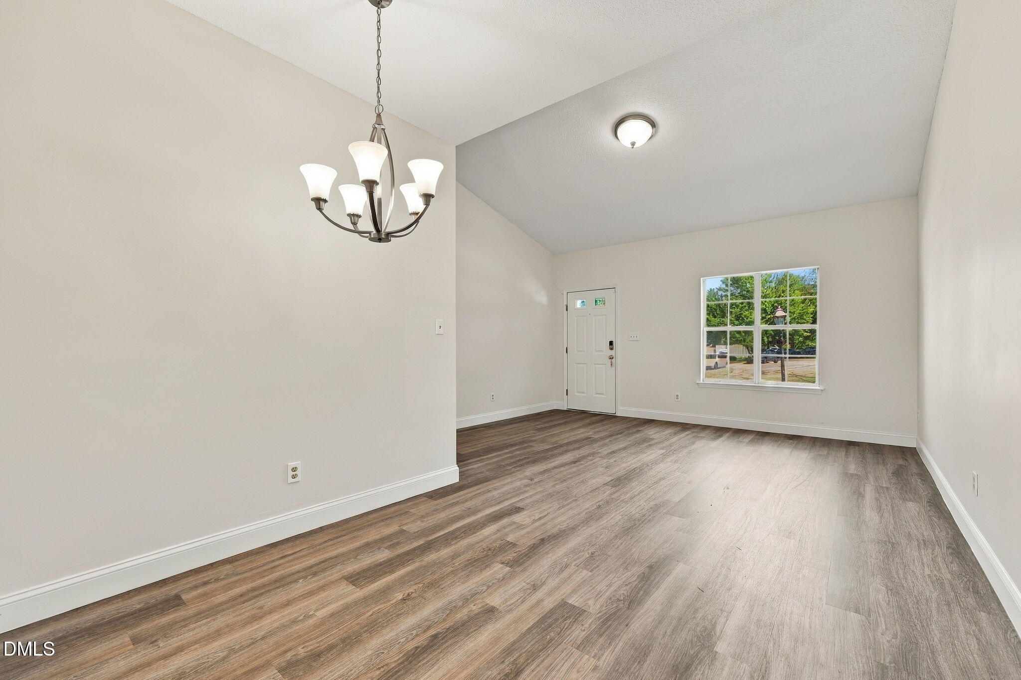 9 Melody Circle Property Photo 12