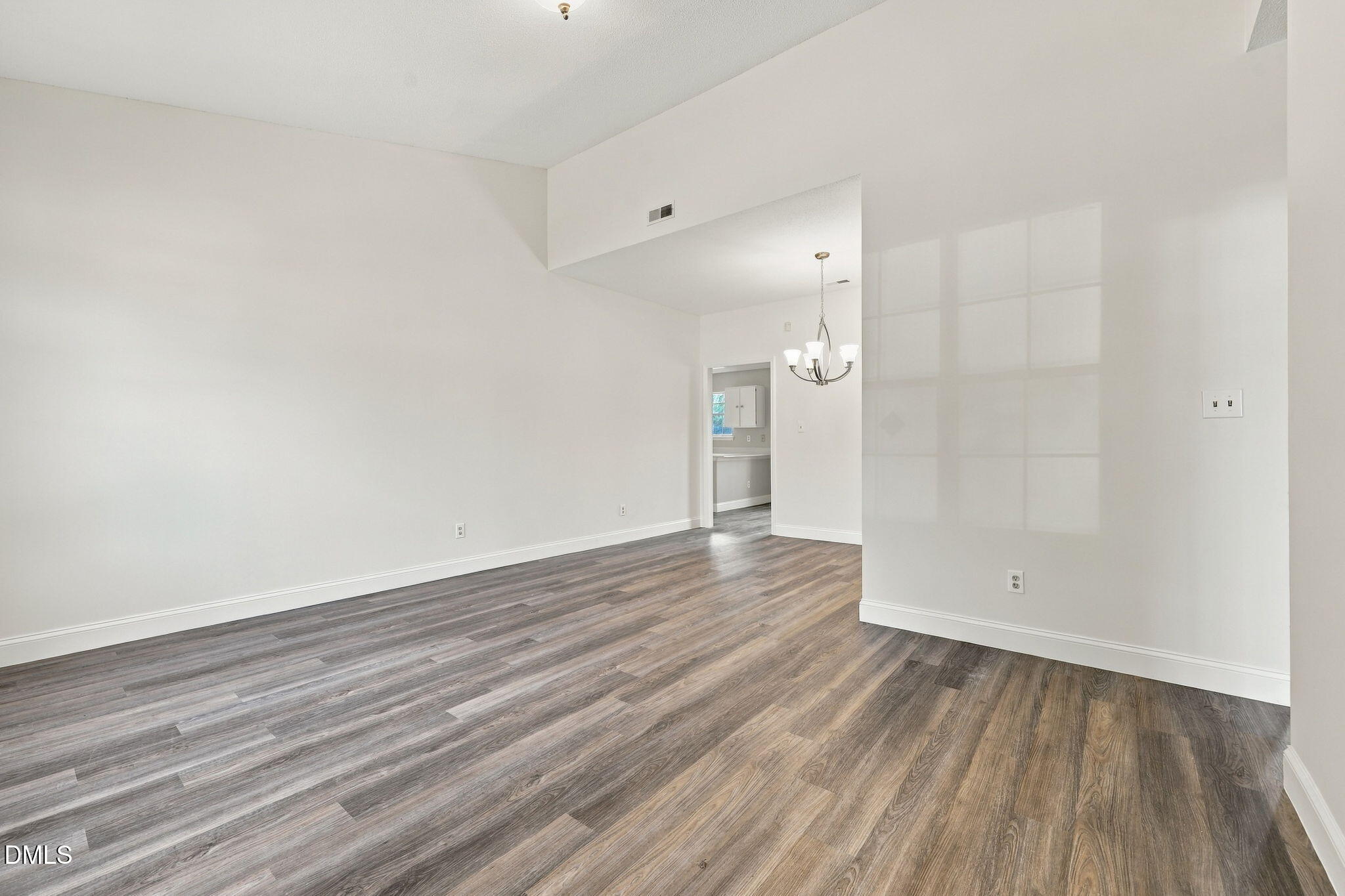 9 Melody Circle Property Photo 38