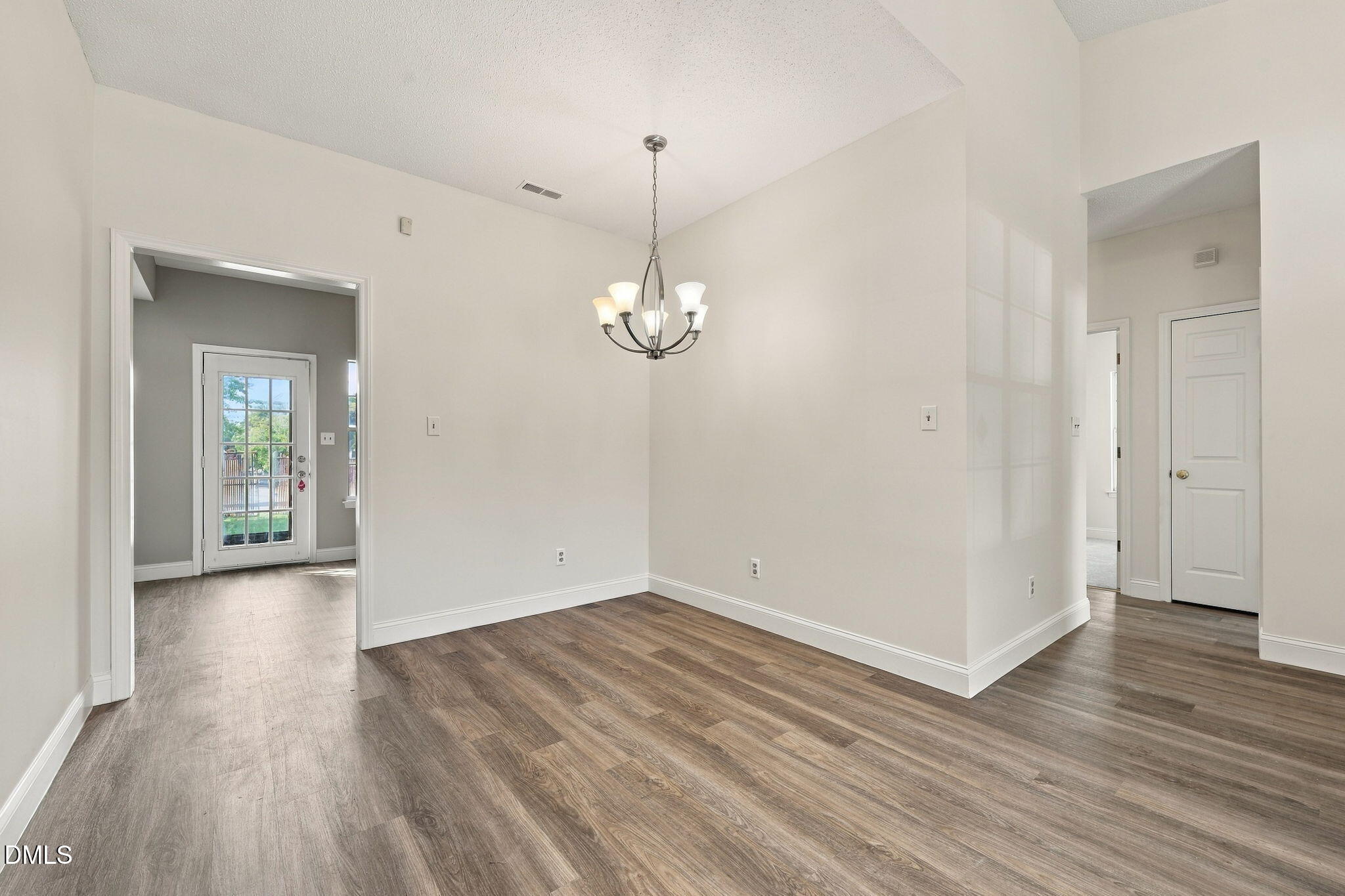 9 Melody Circle Property Photo 39