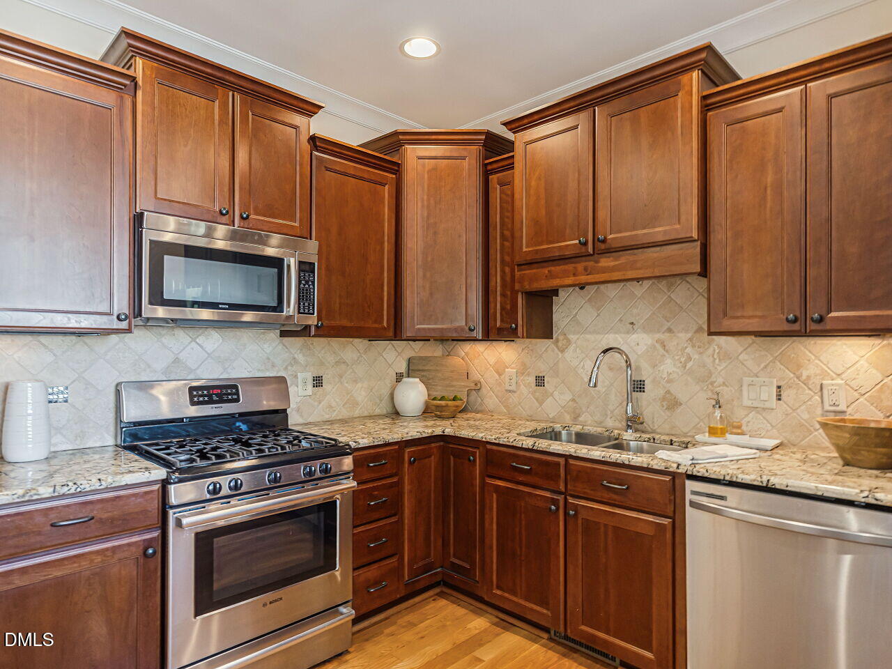 2757 Oberlin Road 101 Property Photo 10