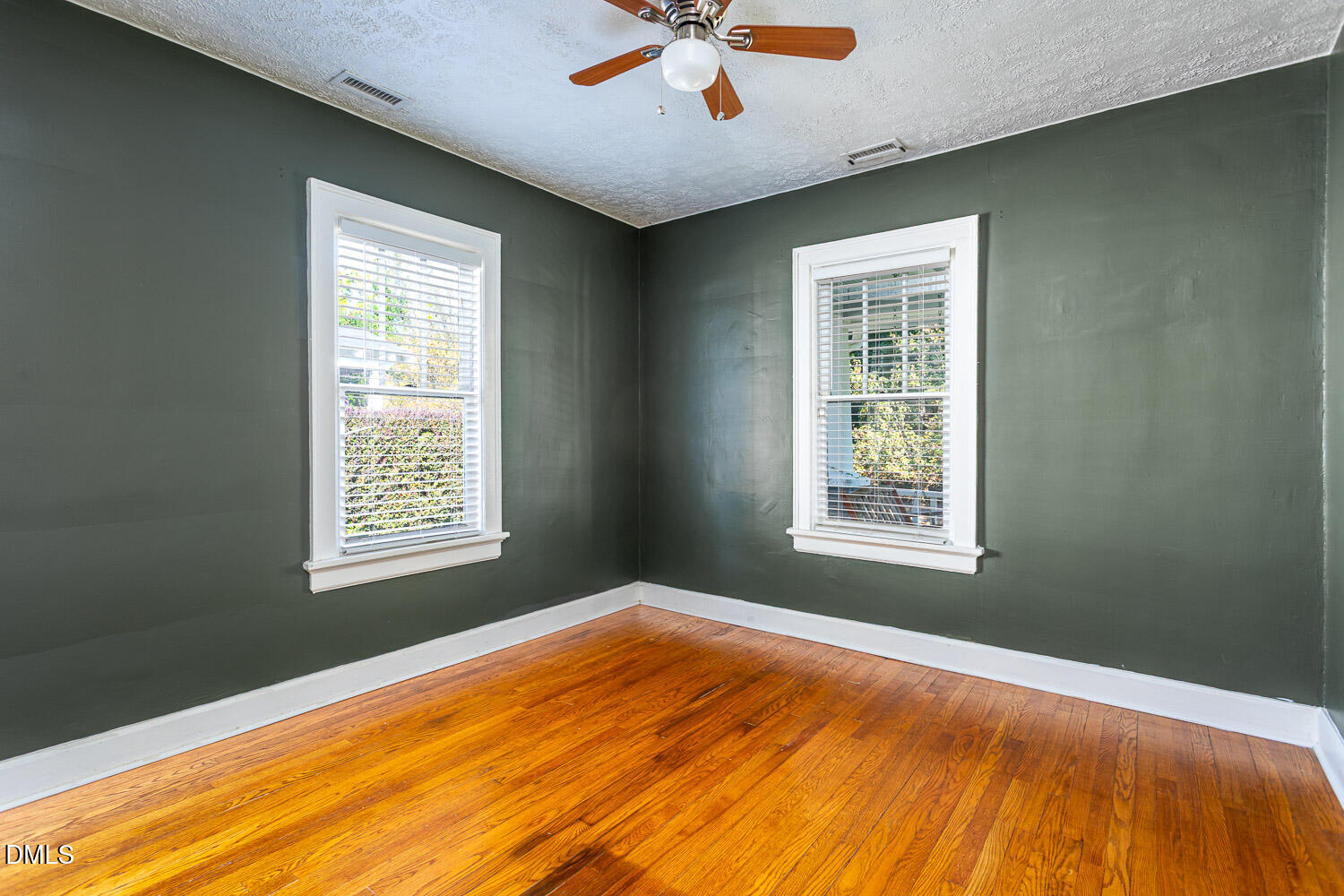612 N Boundary Street Property Photo 20