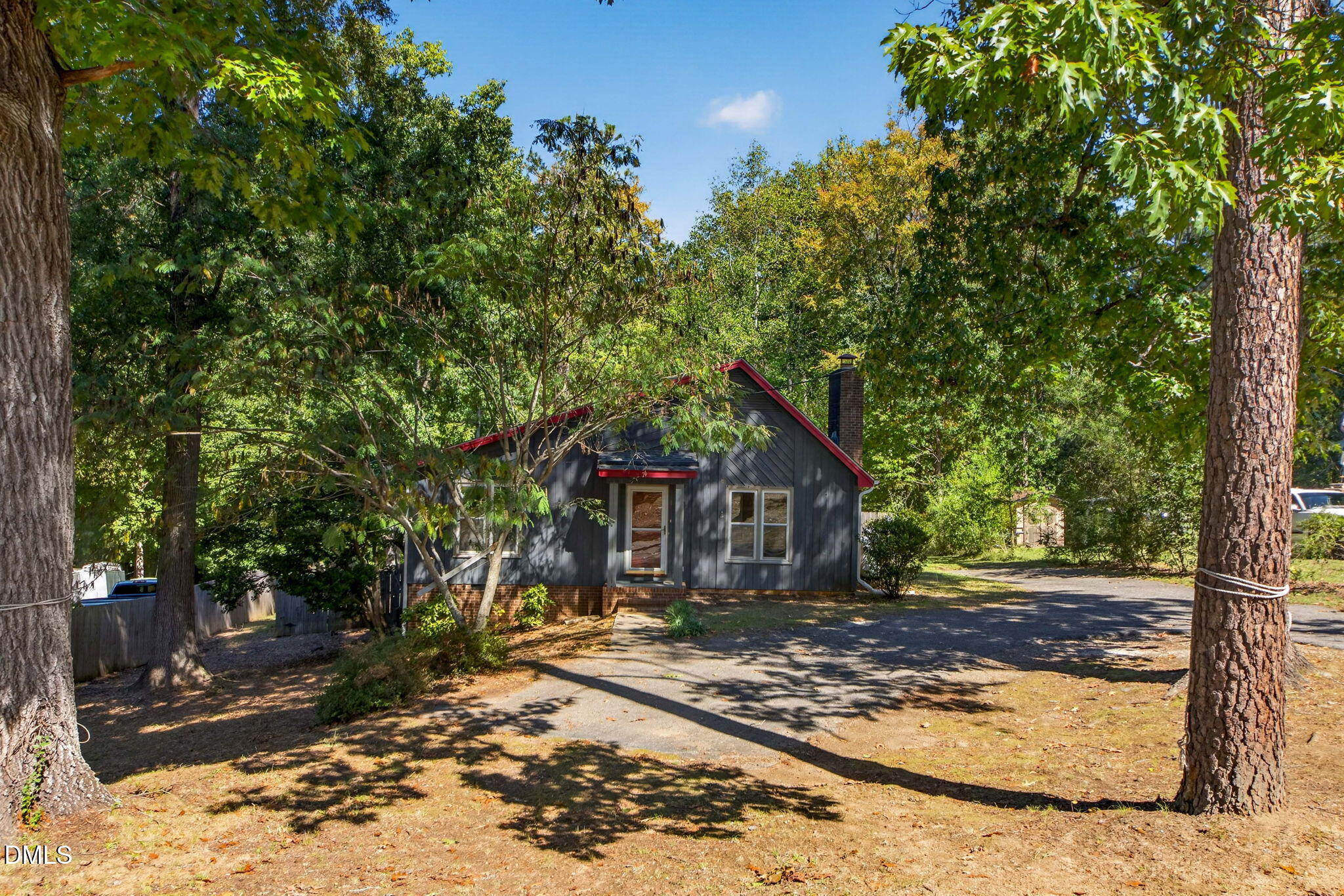 1712 Cranston Road Property Photo 5