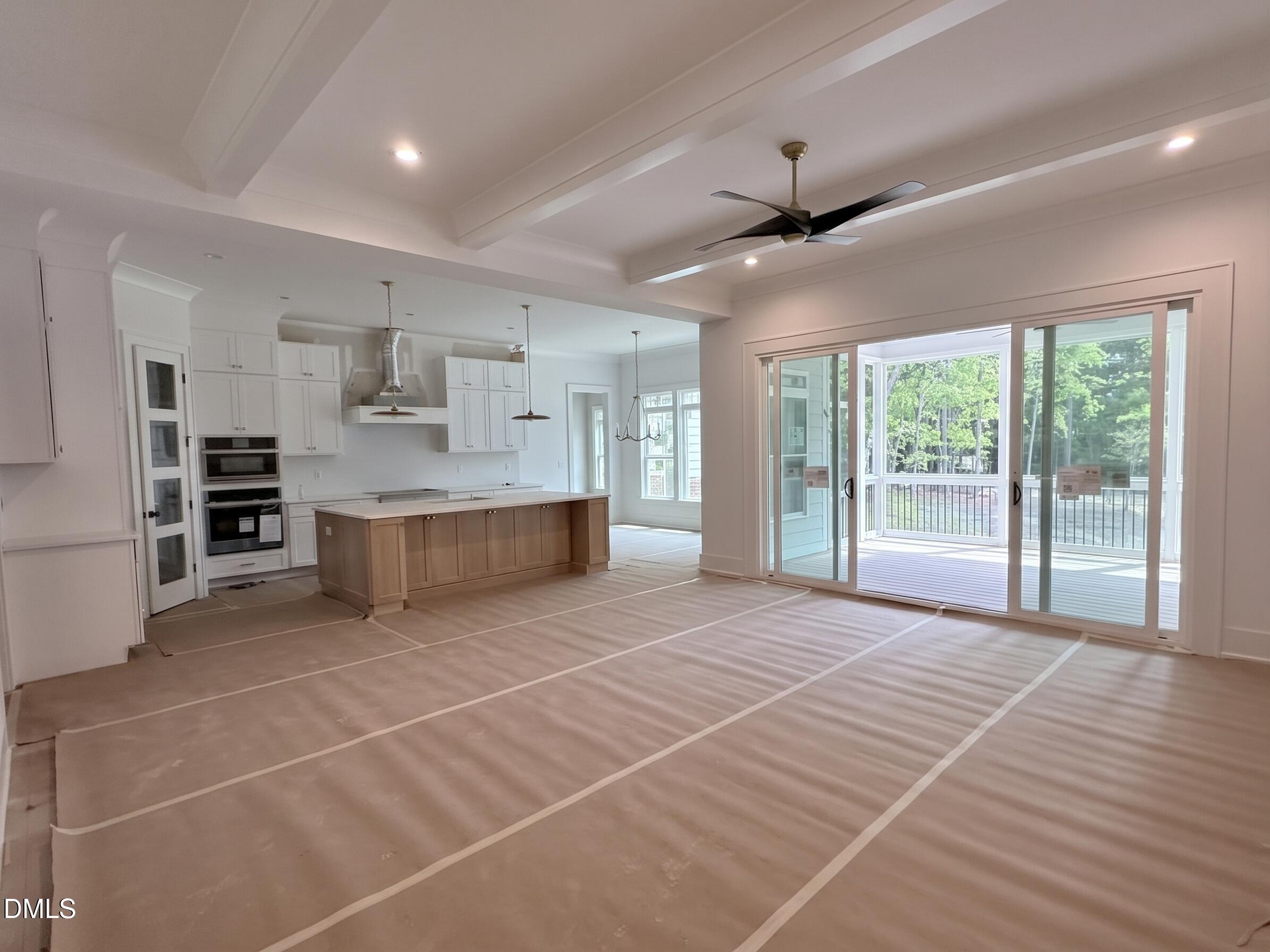 325 Black Caviar Way Property Photo 5