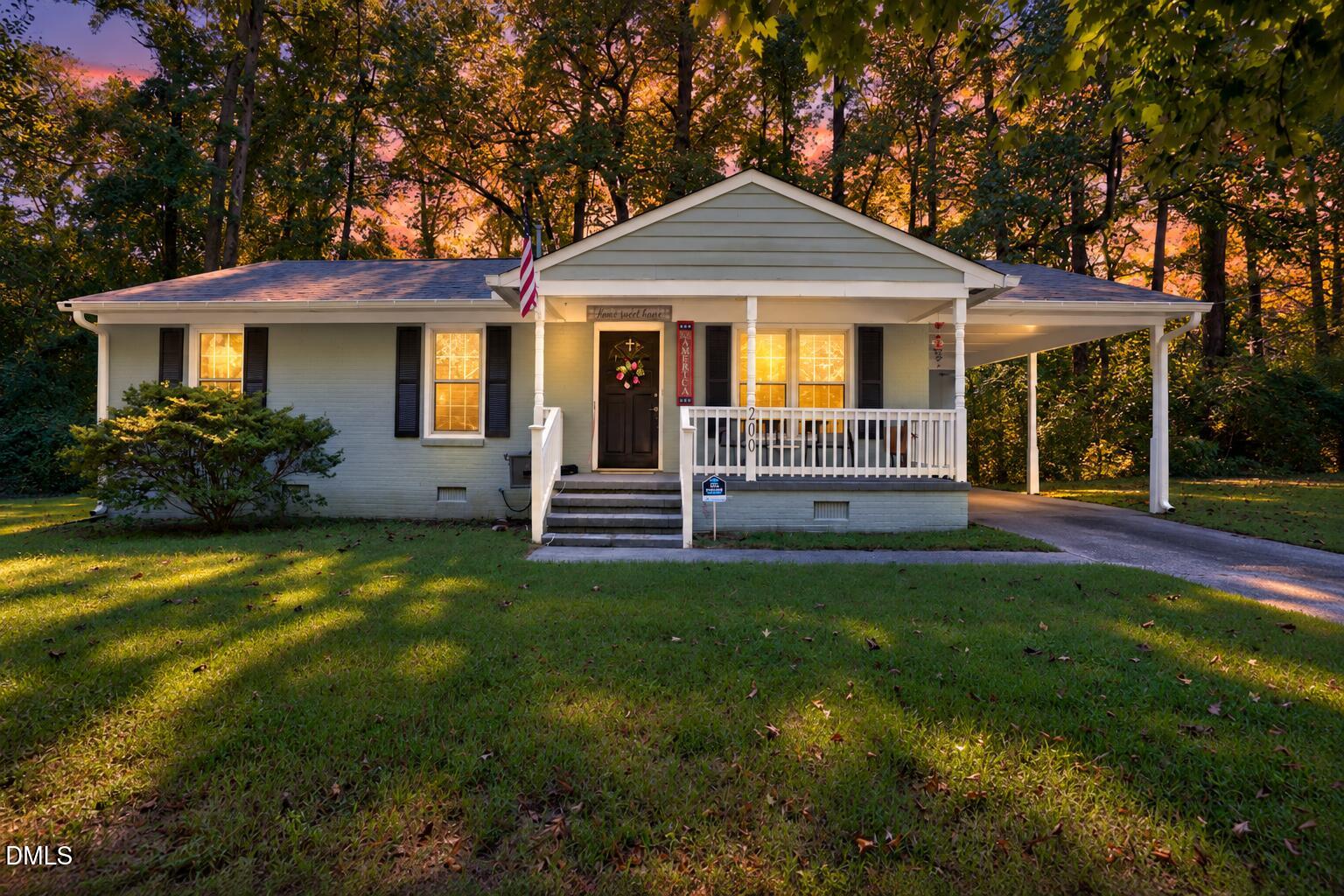 200 Geddie Avenue Property Photo 1