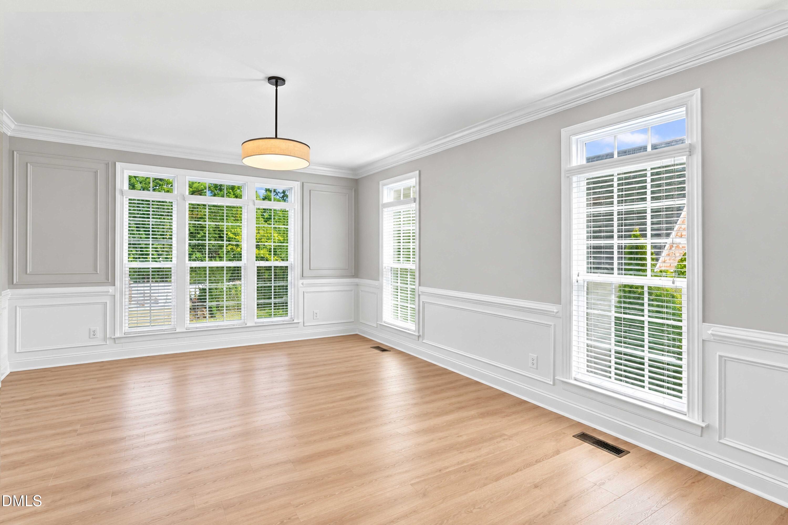 1912 Jadewood Drive Property Photo 16