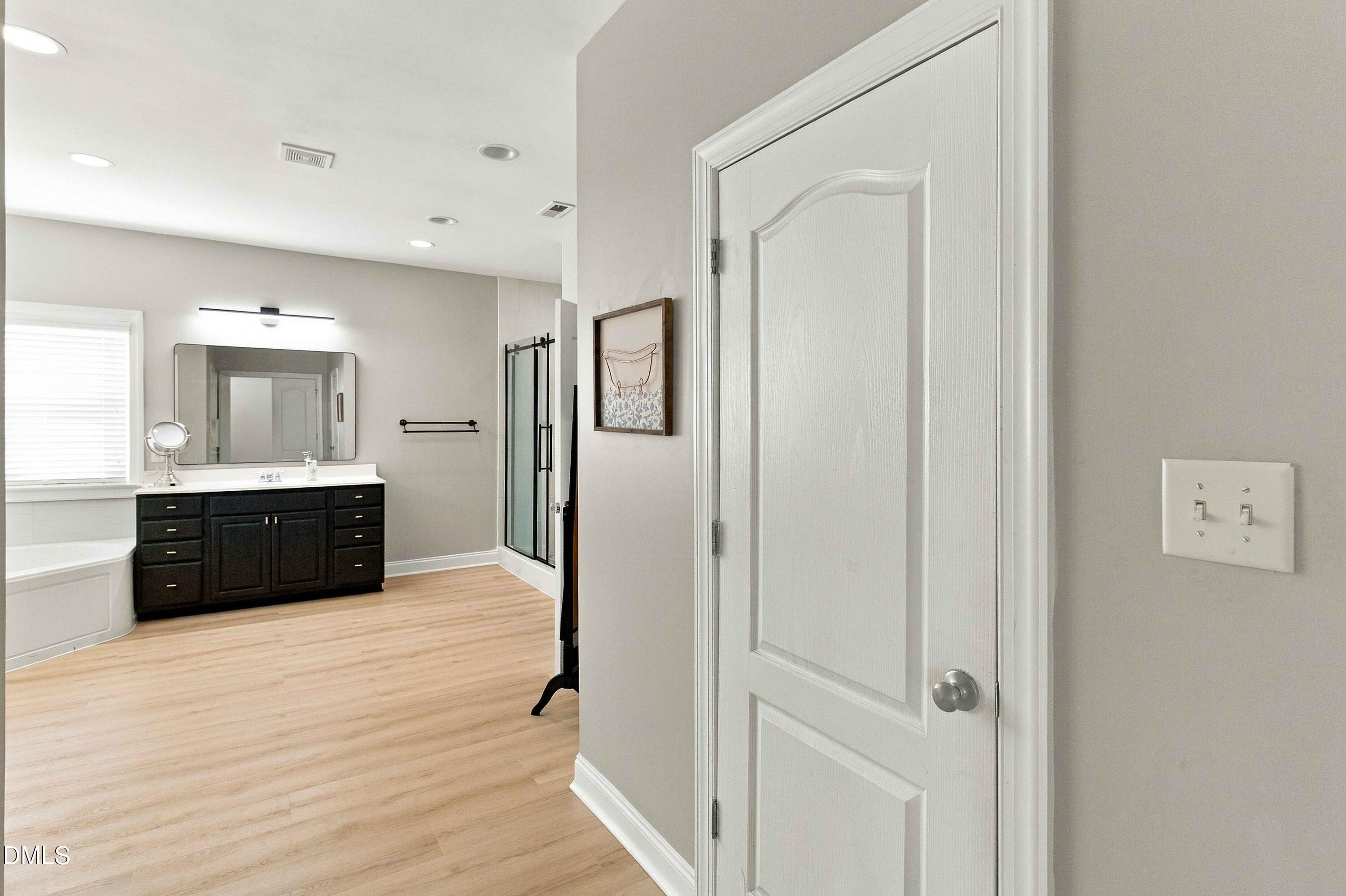 1912 Jadewood Drive Property Photo 64
