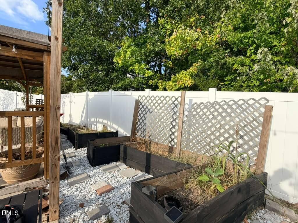 1912 Jadewood Drive Property Photo 81