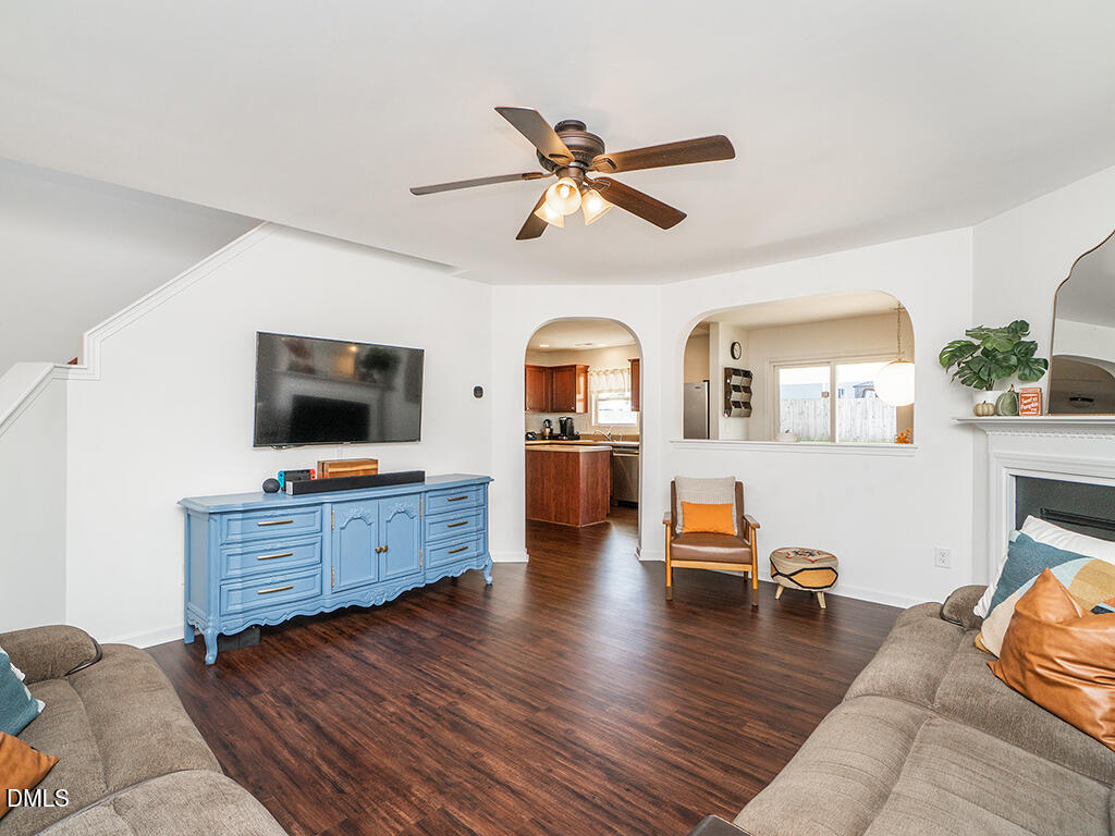 203 Collington Drive Property Photo 8