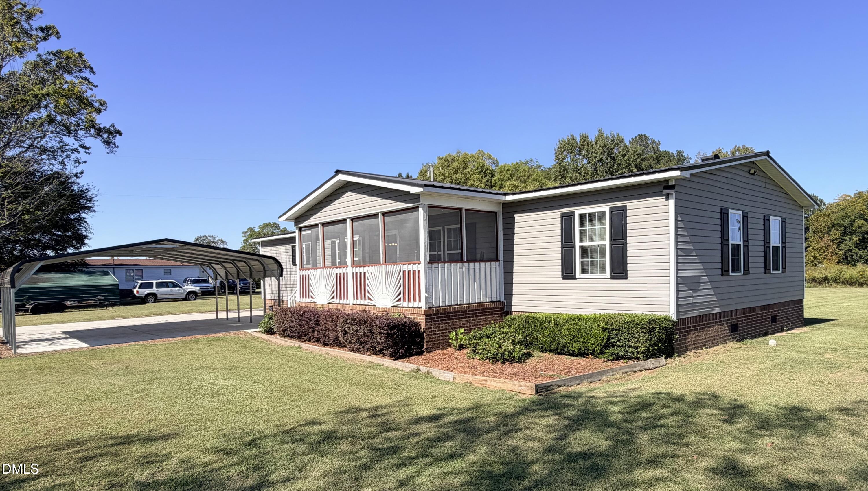 1387 Acorn Hill Road Property Photo 3