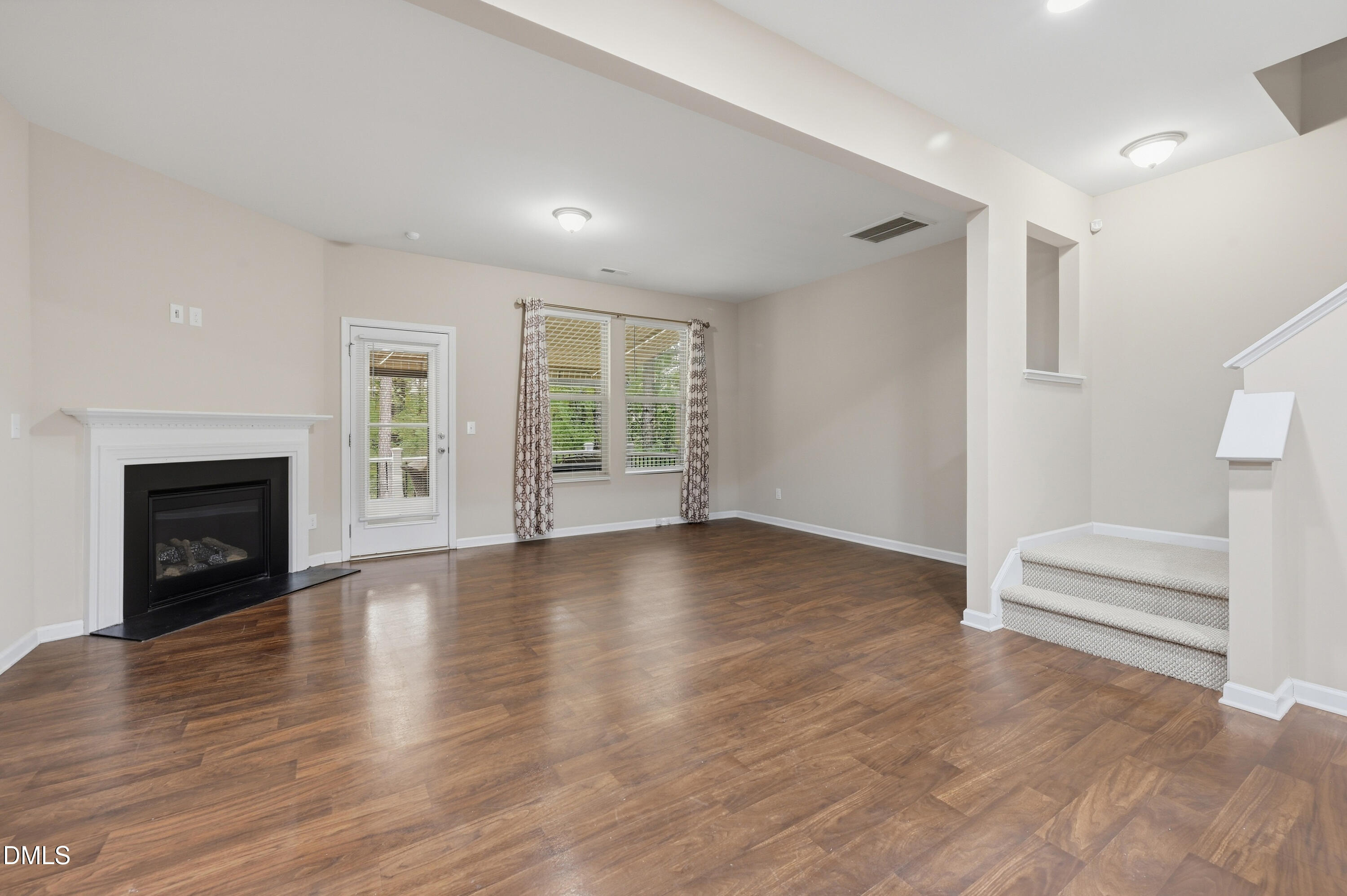 2117 Sunny Cove Drive Property Photo 11