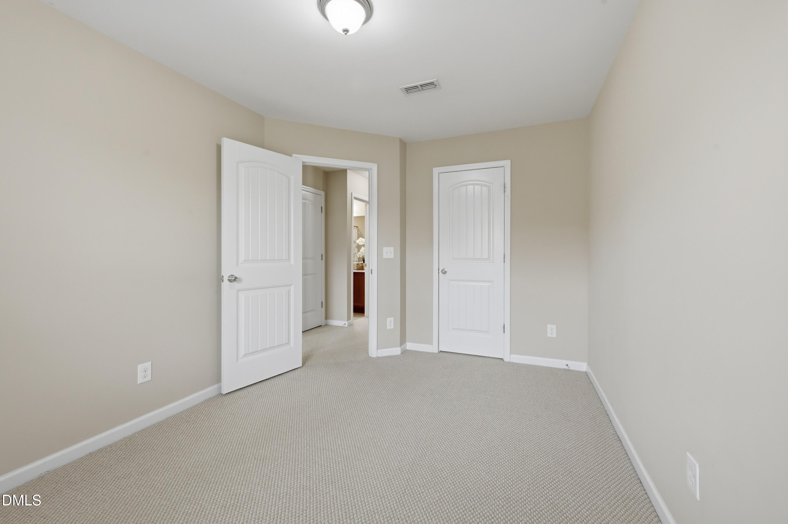 2117 Sunny Cove Drive Property Photo 15