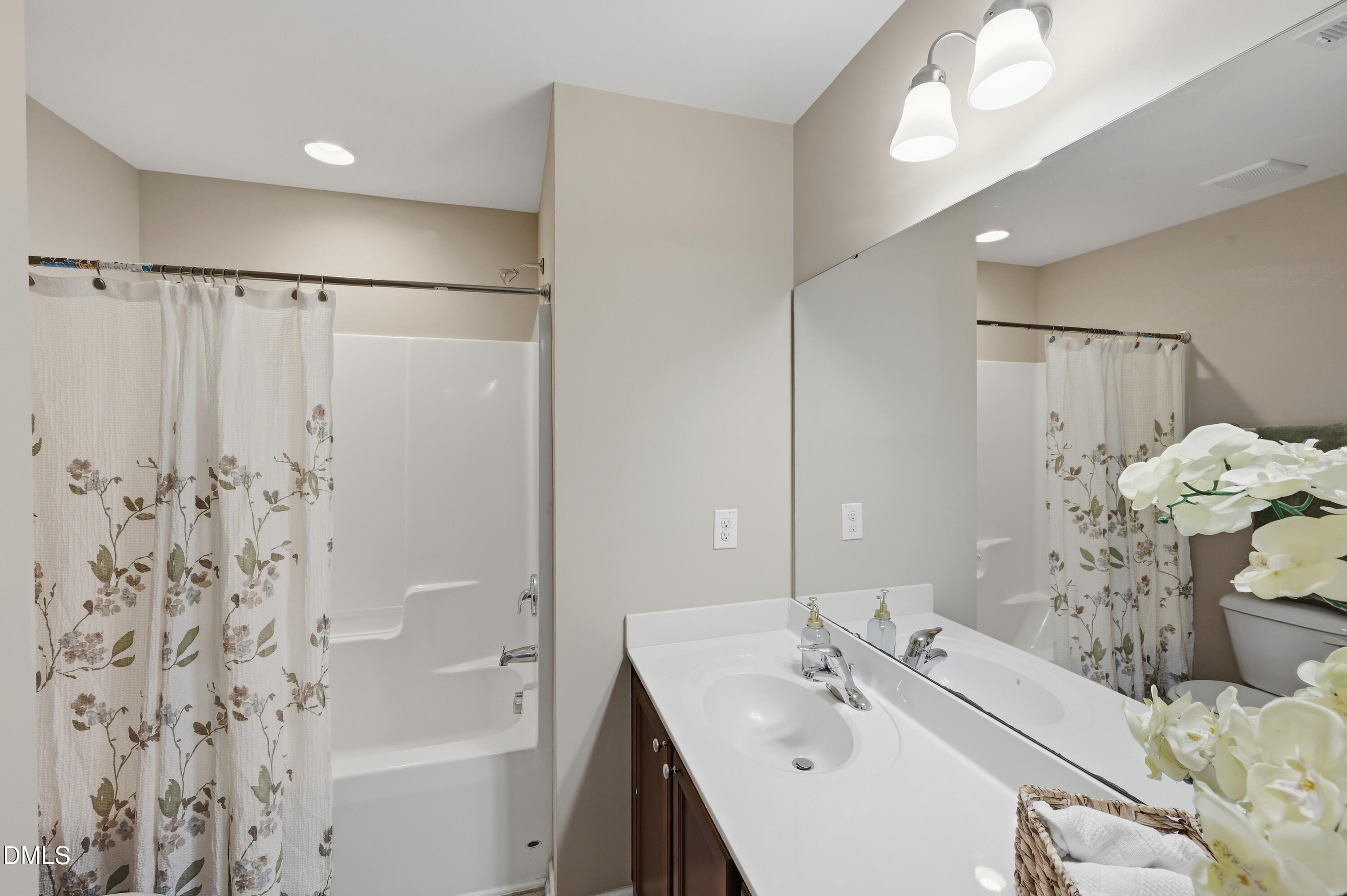 2117 Sunny Cove Drive Property Photo 18