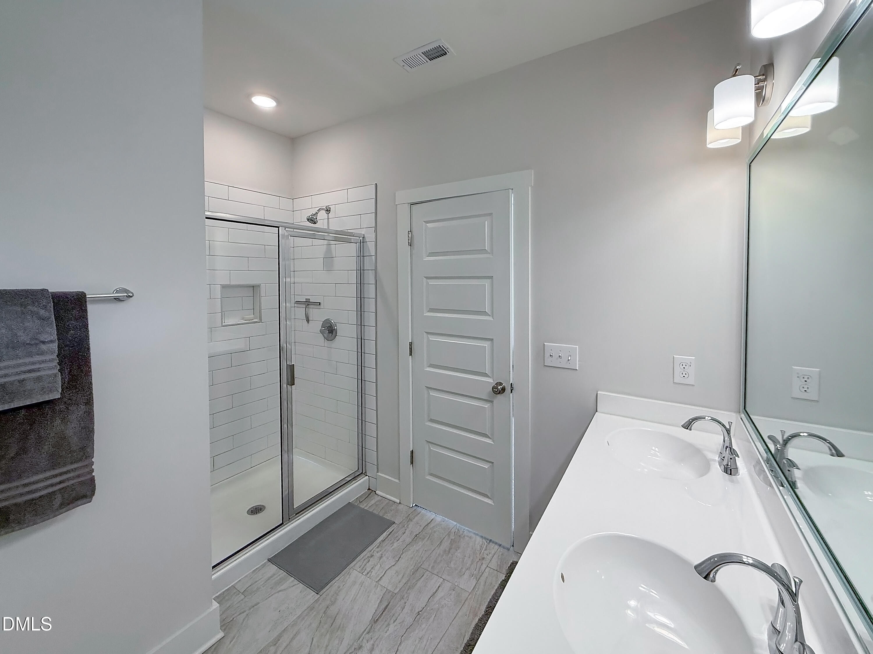 829 S Franklin Street Property Photo 15