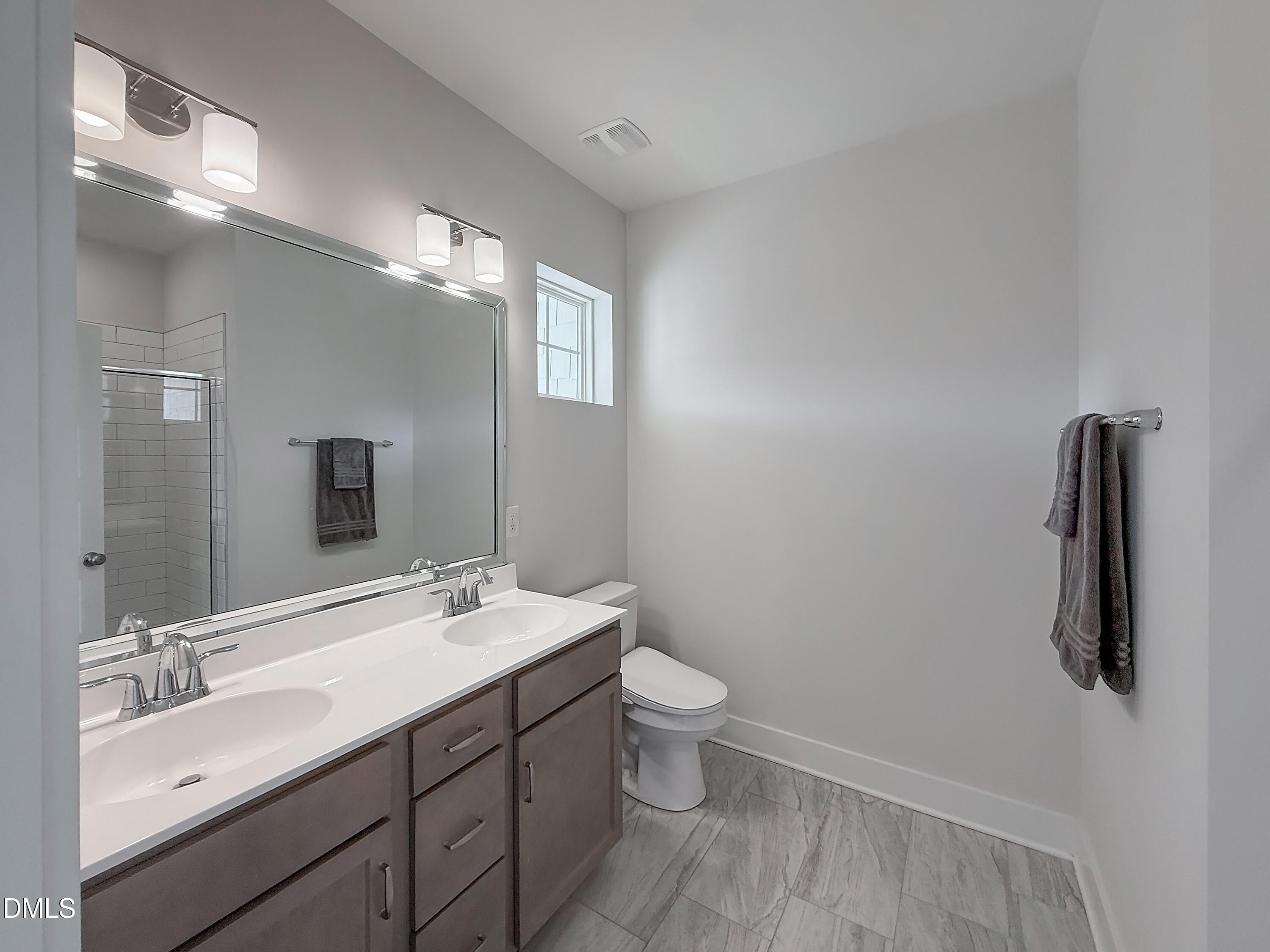 829 S Franklin Street Property Photo 16