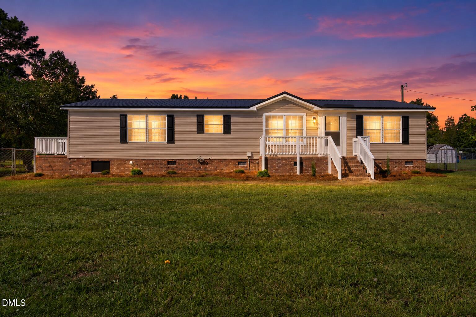 2536 Deer Run Property Photo 1
