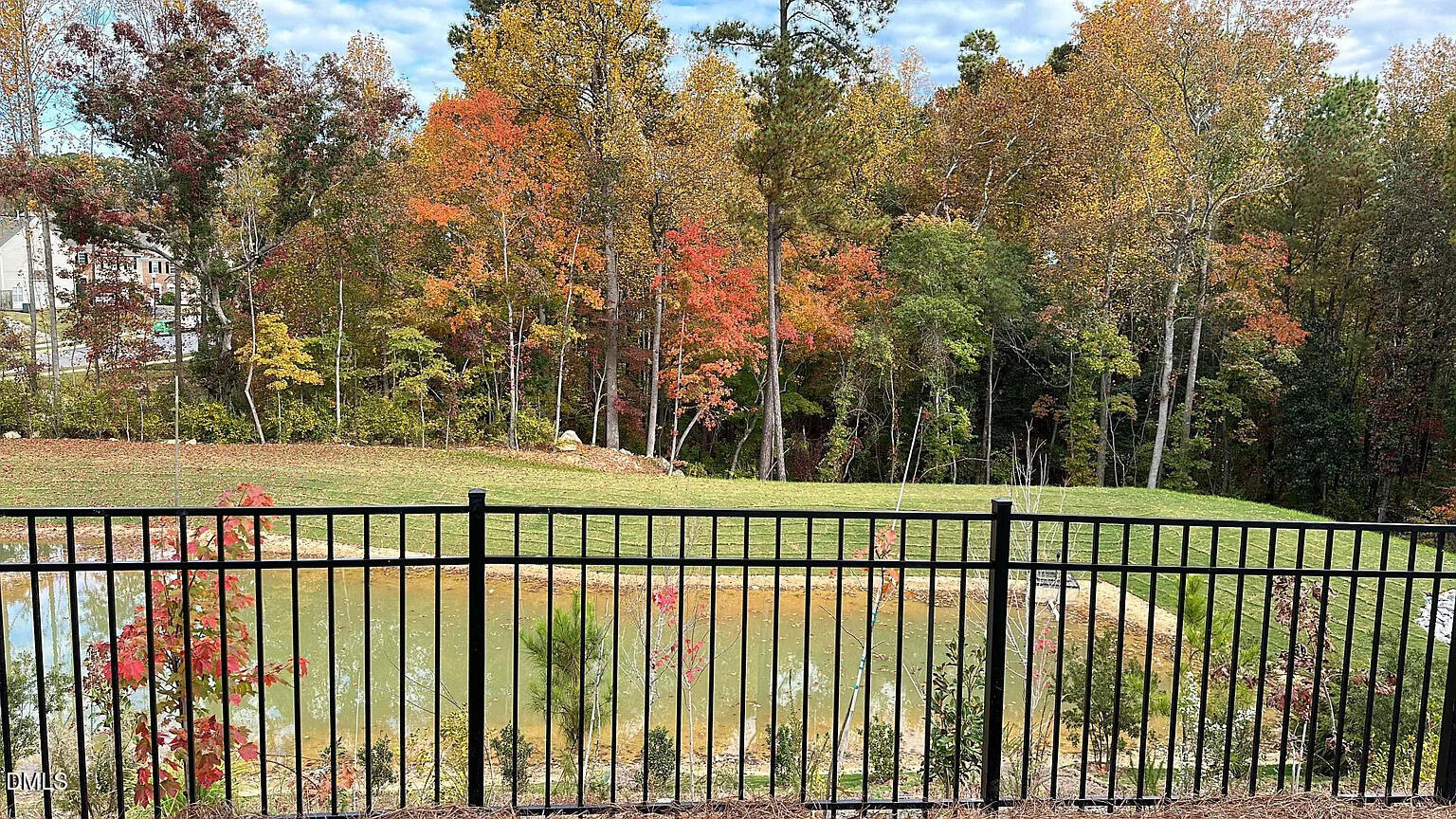 3413 Oak Pass Drive Property Photo 5