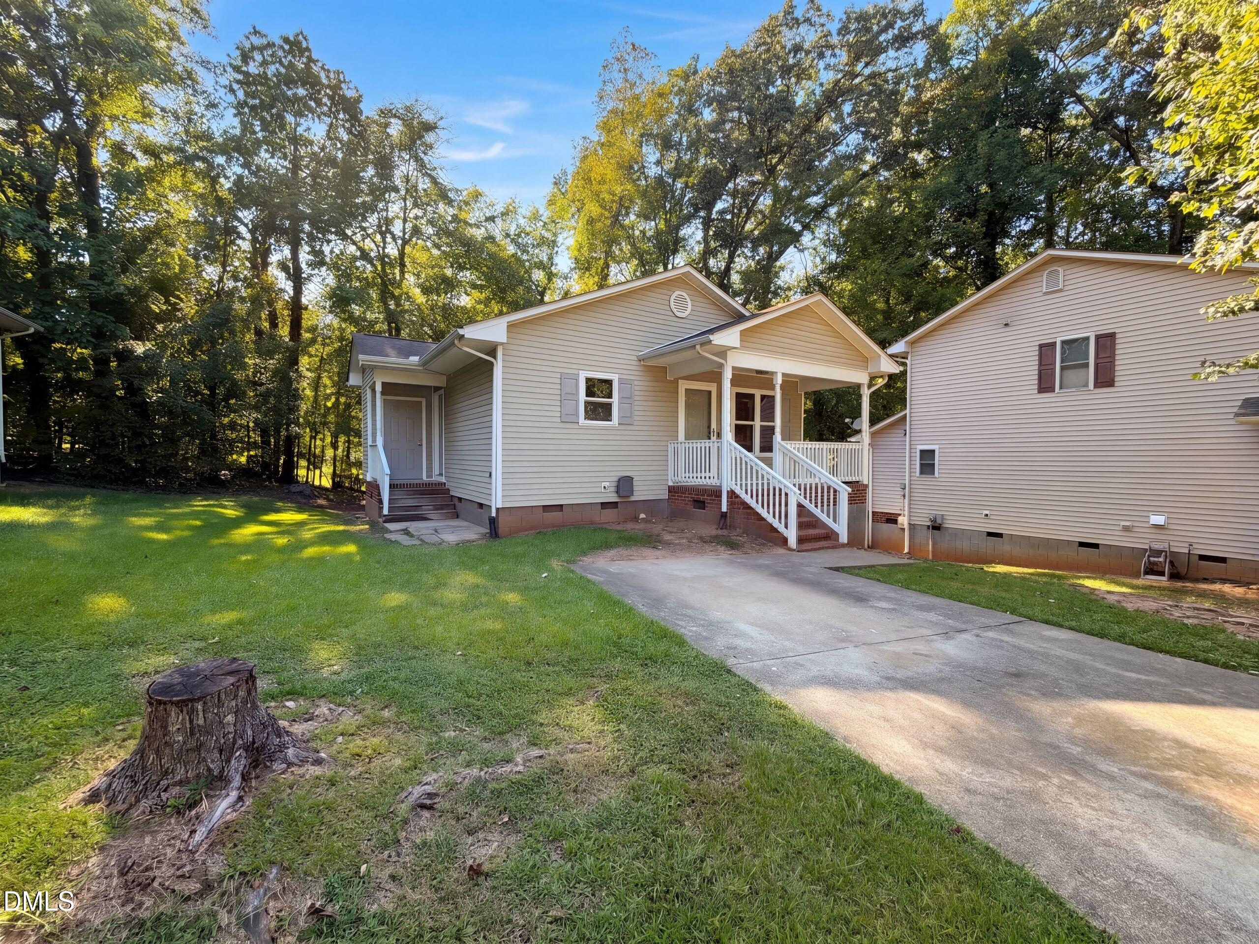 2513 Lindbergh Street Property Photo 5