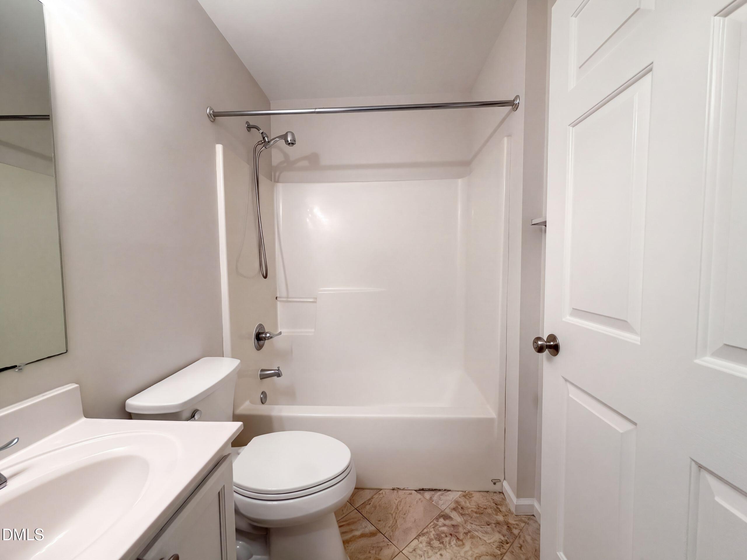 2513 Lindbergh Street Property Photo 6