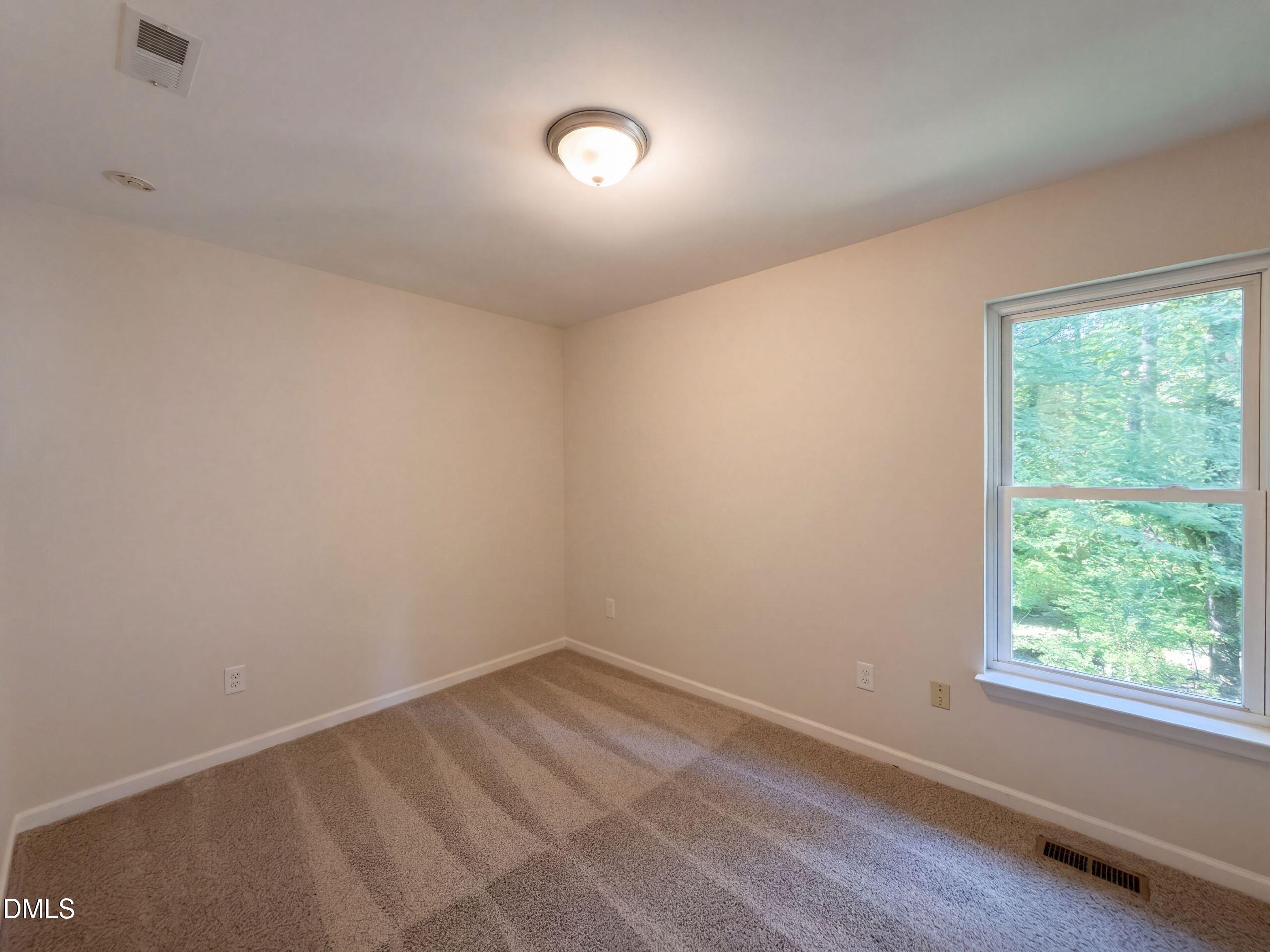 2513 Lindbergh Street Property Photo 8